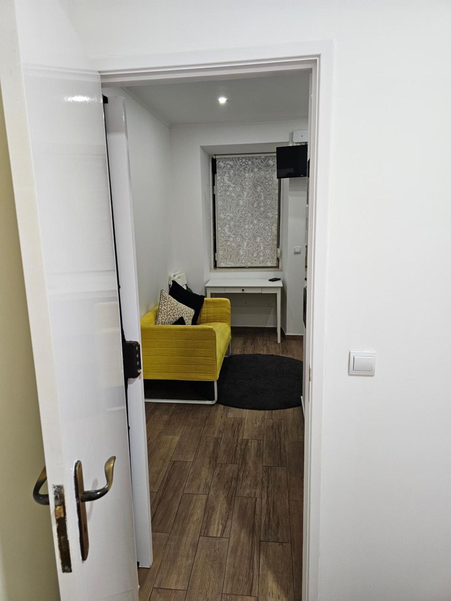 Queiros, 6 Lisbon