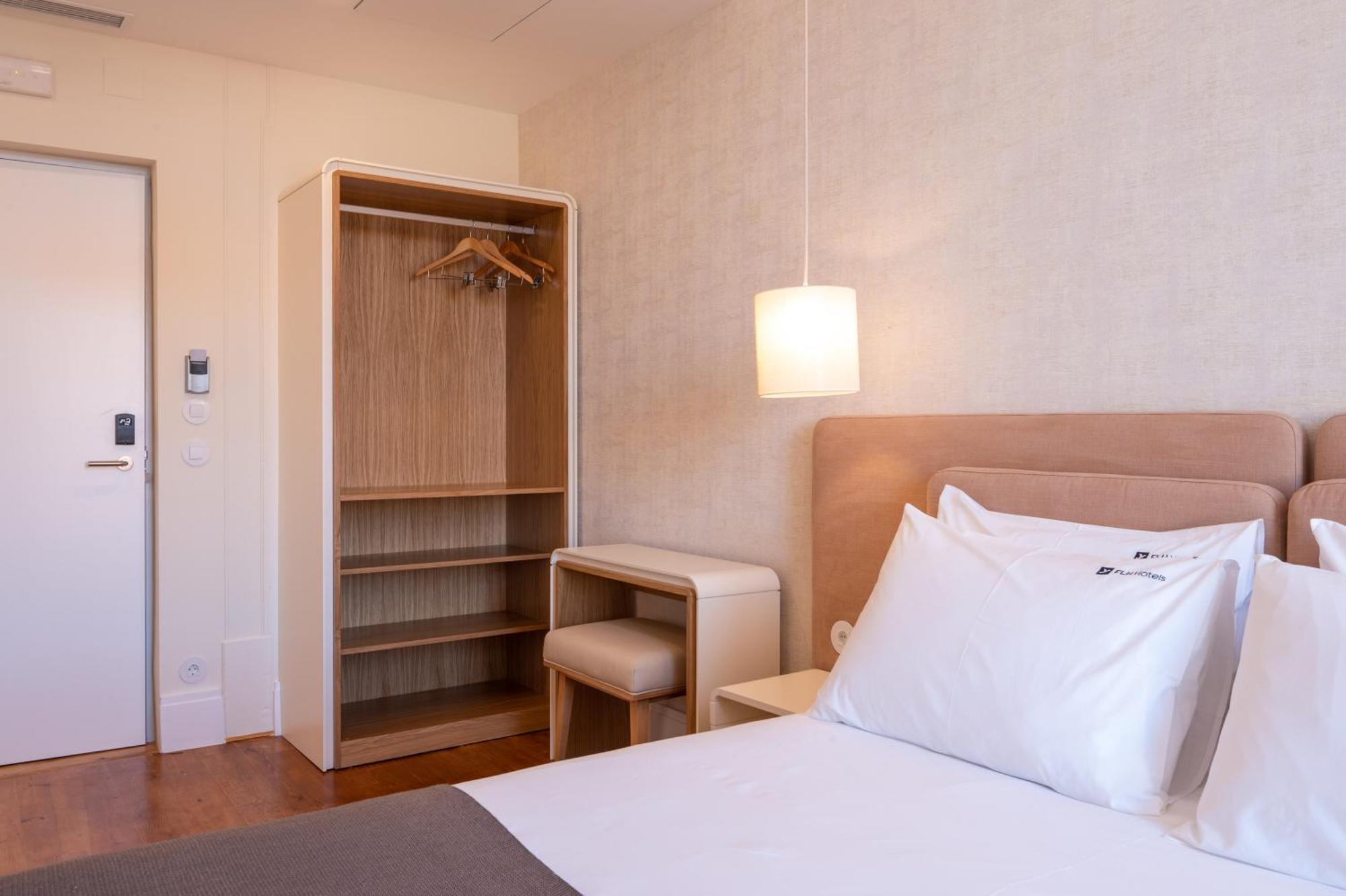 Memoria Flh Hotel