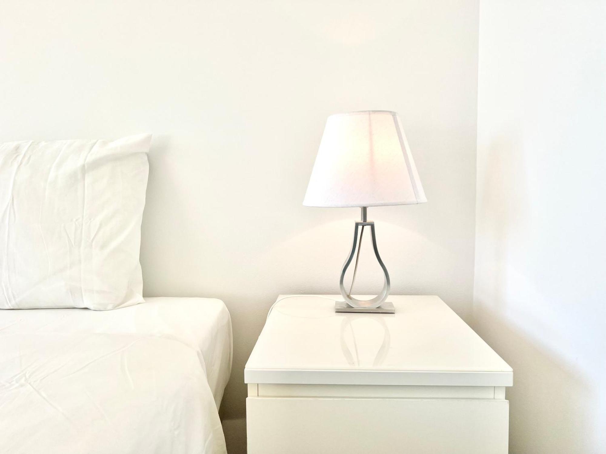 Out Saldanha Apartment Lisbon