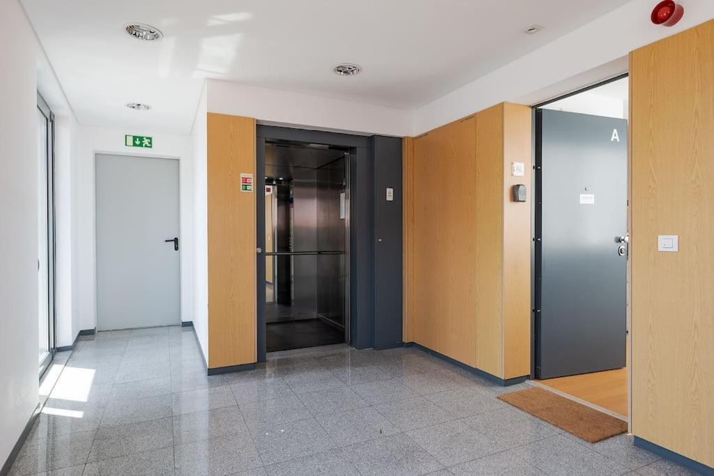 For The Lovers- Downtown Lisbon- Free Parking Apartment Lissabon