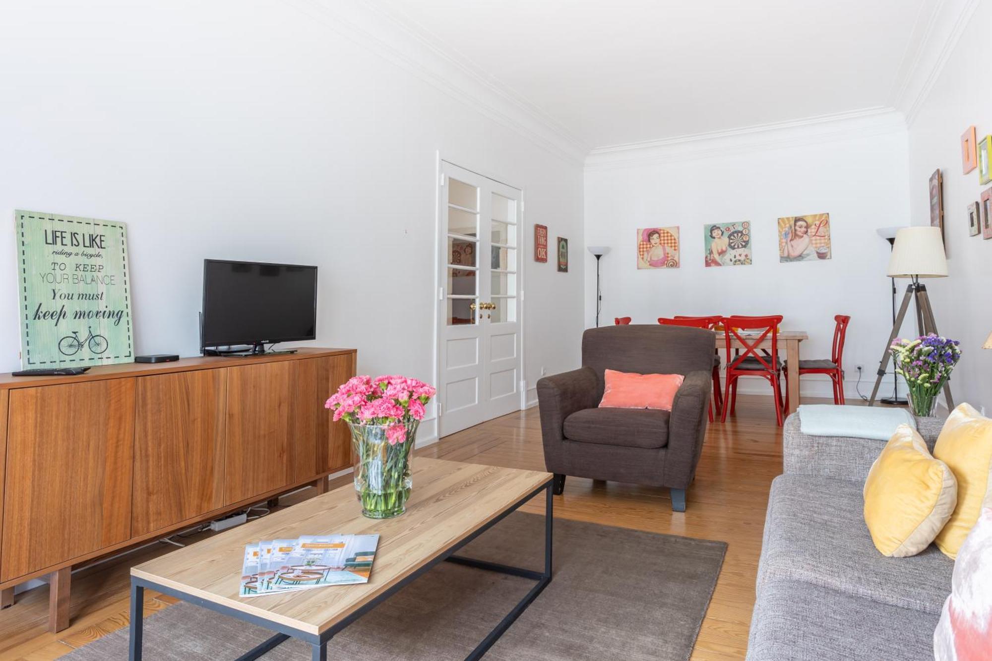 Avec 4 chambre Appartement *