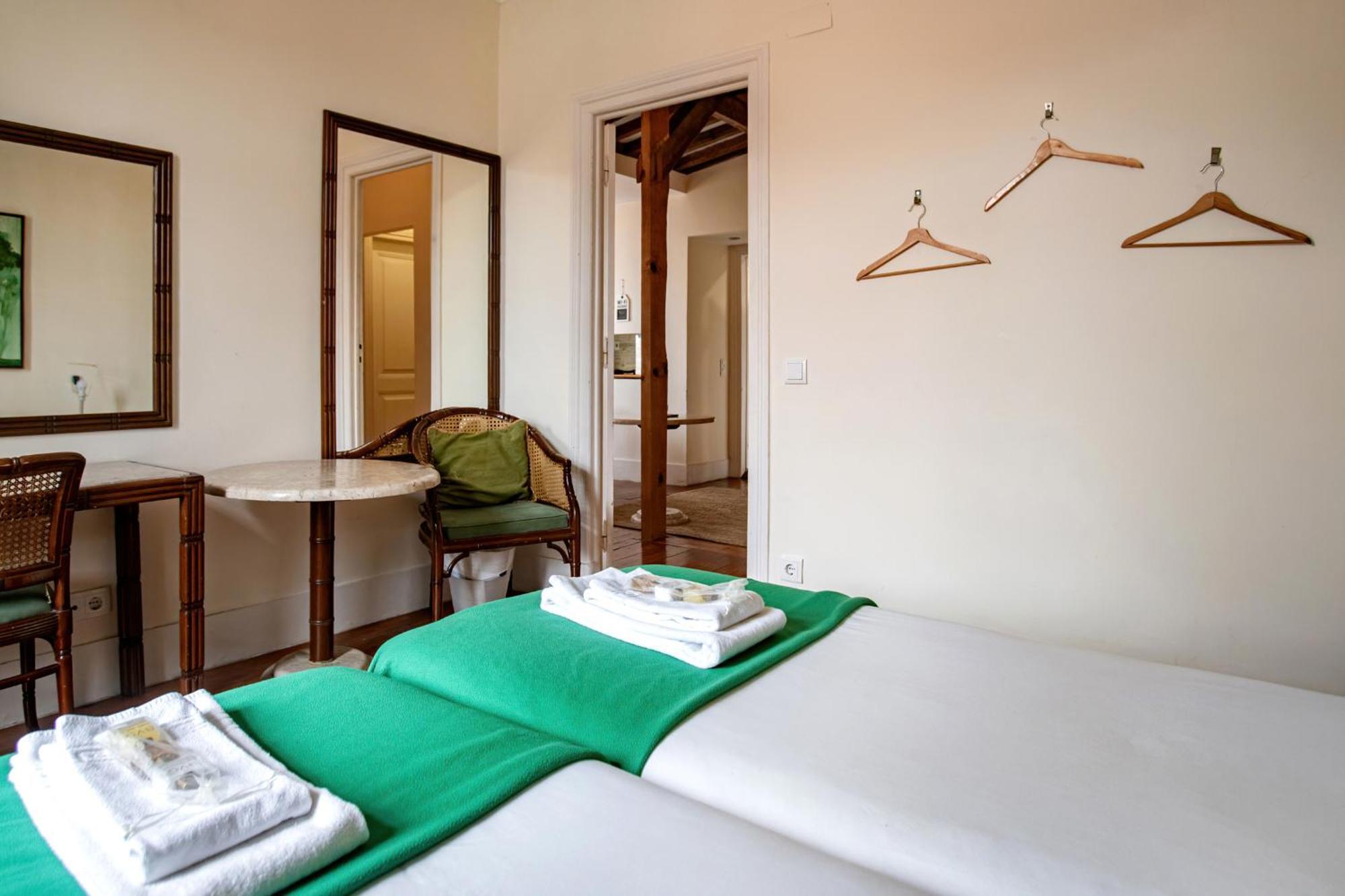 Gasthof Large Family Flat In Campo De Ourique