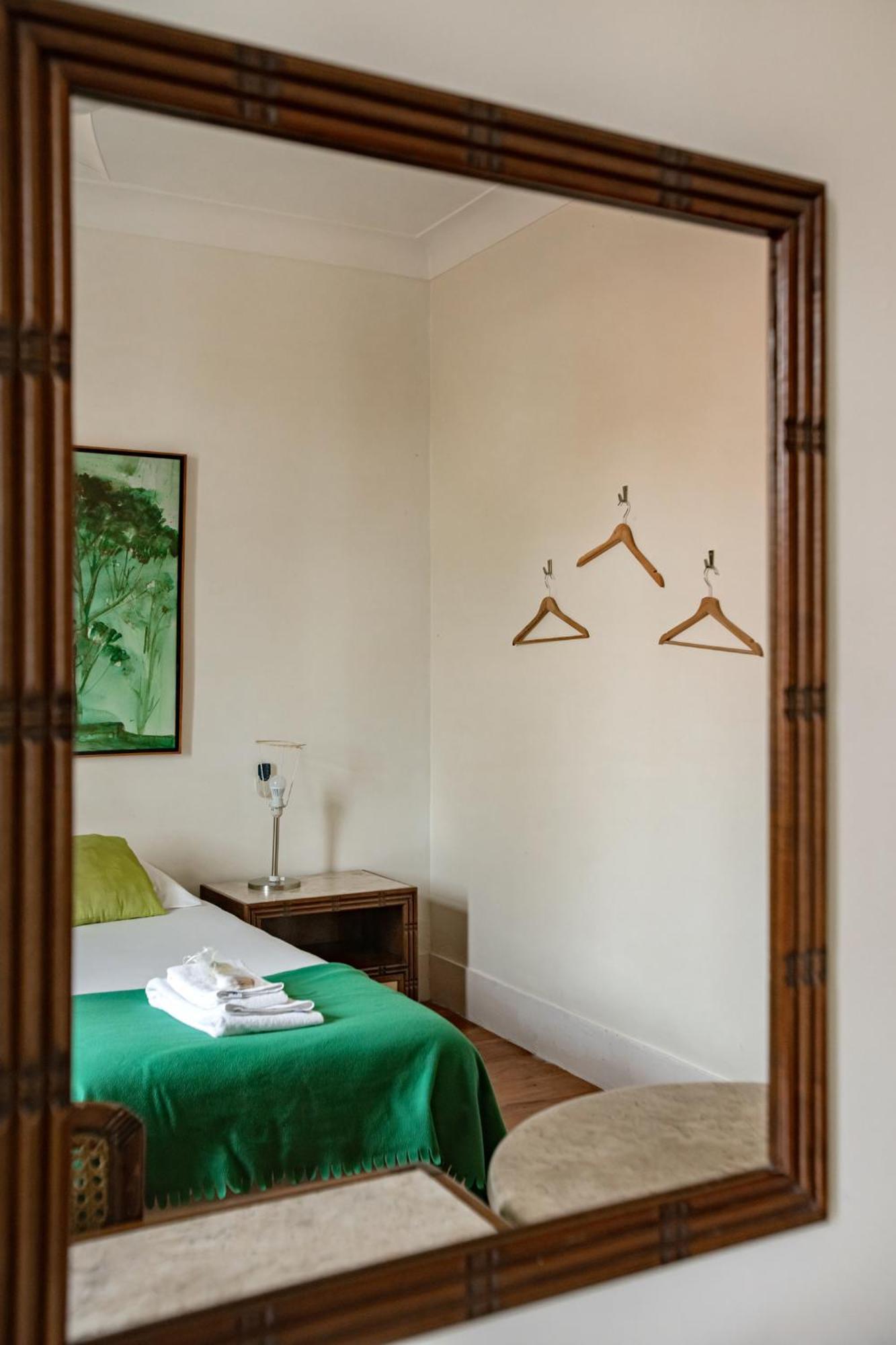 Large Family Flat In Campo De Ourique Lissabon