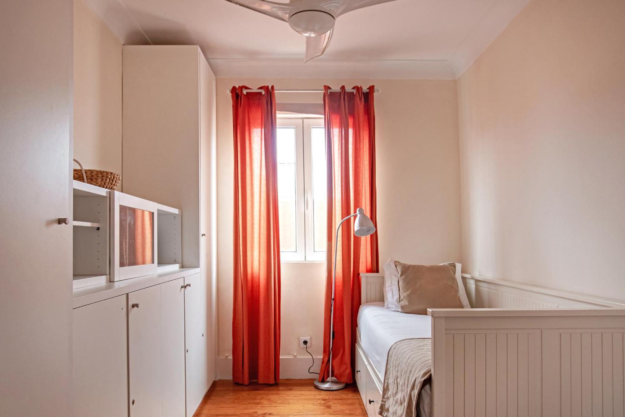 Gasthof Large Family Flat In Campo De Ourique
