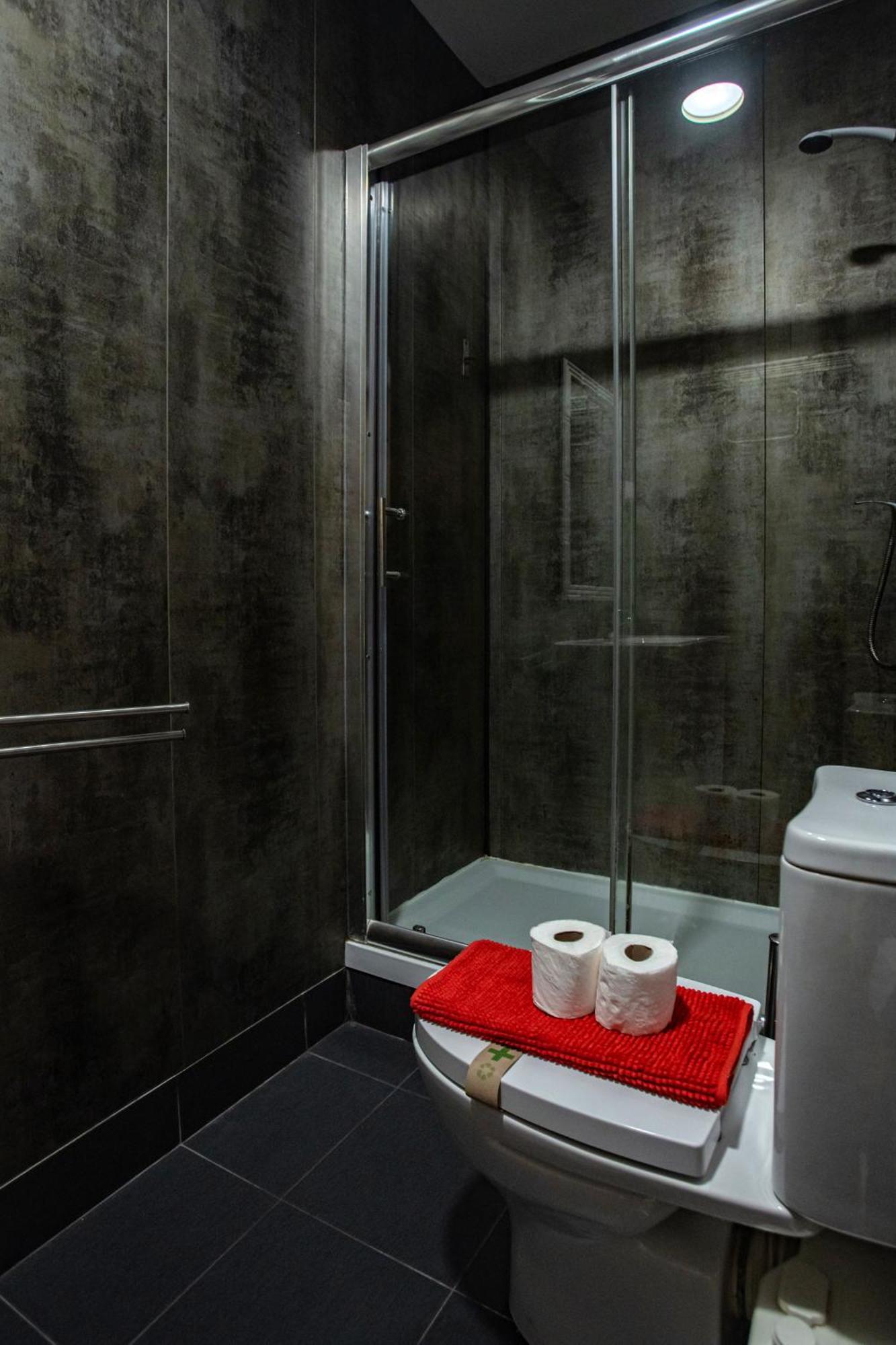 Large Family Flat In Campo De Ourique Gasthof *