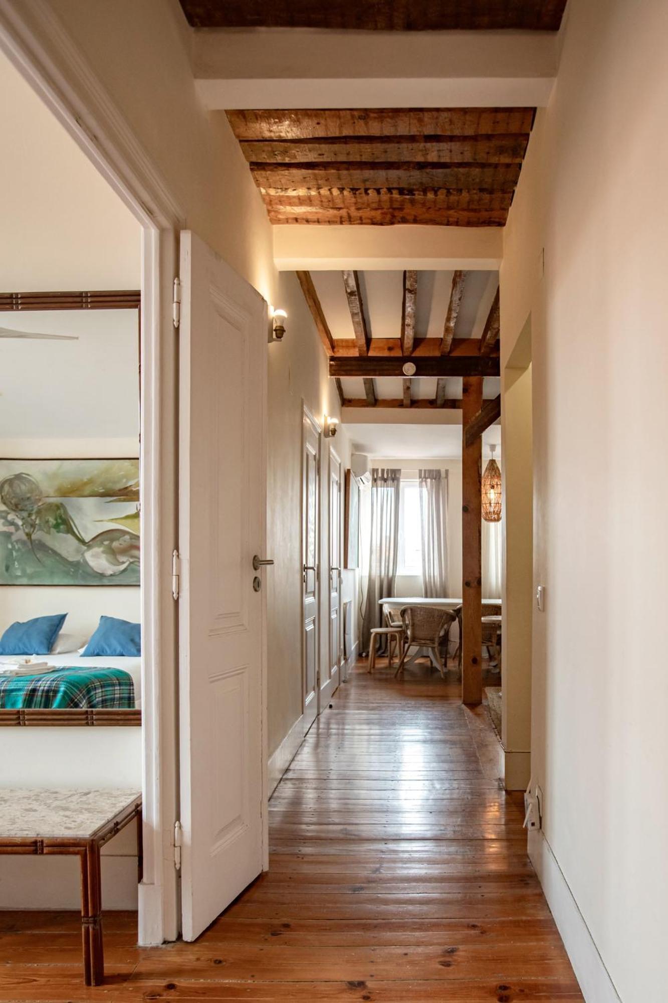 Large Family Flat In Campo De Ourique Lissabon