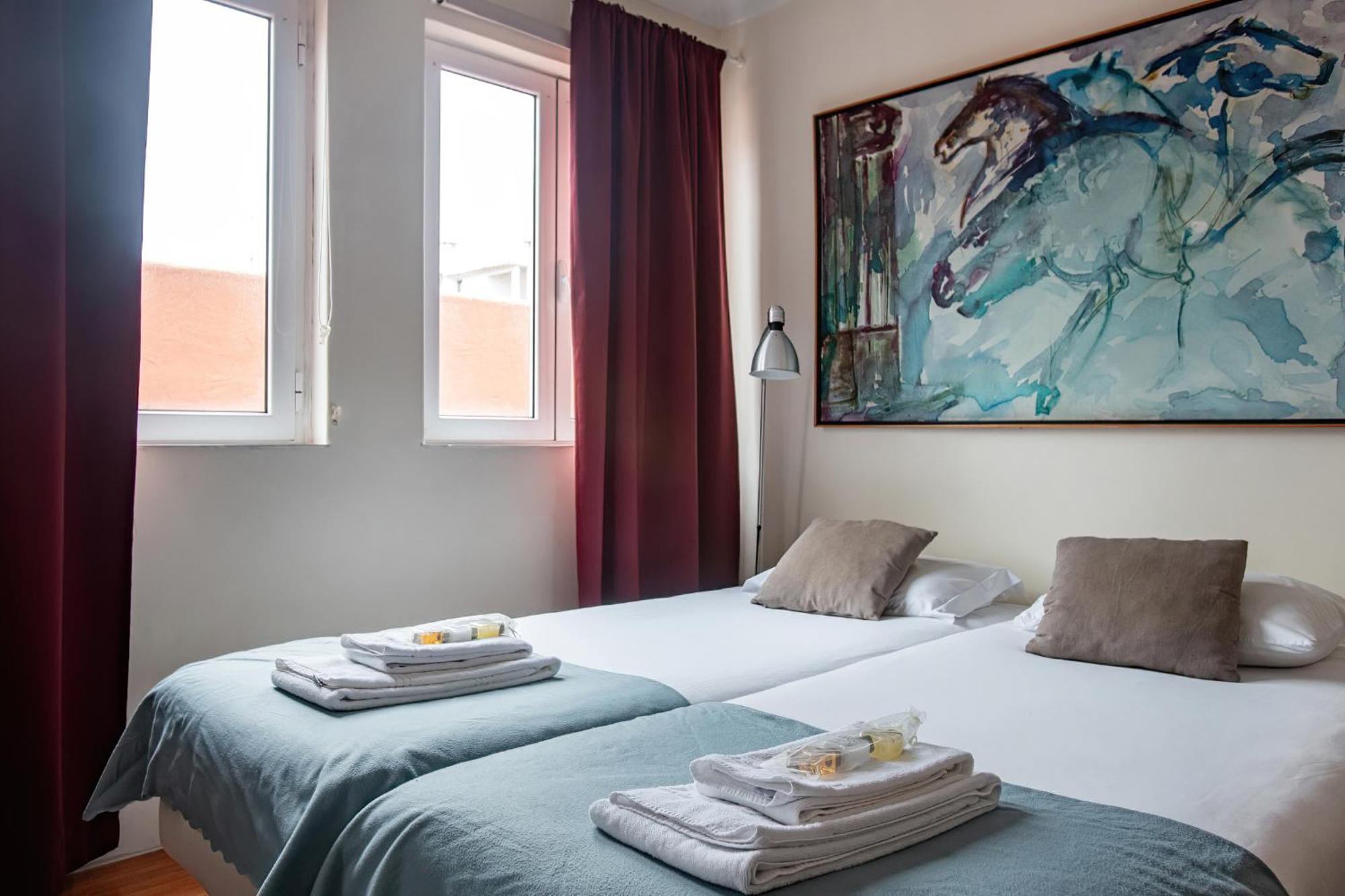Large Family Flat In Campo De Ourique Gasthof