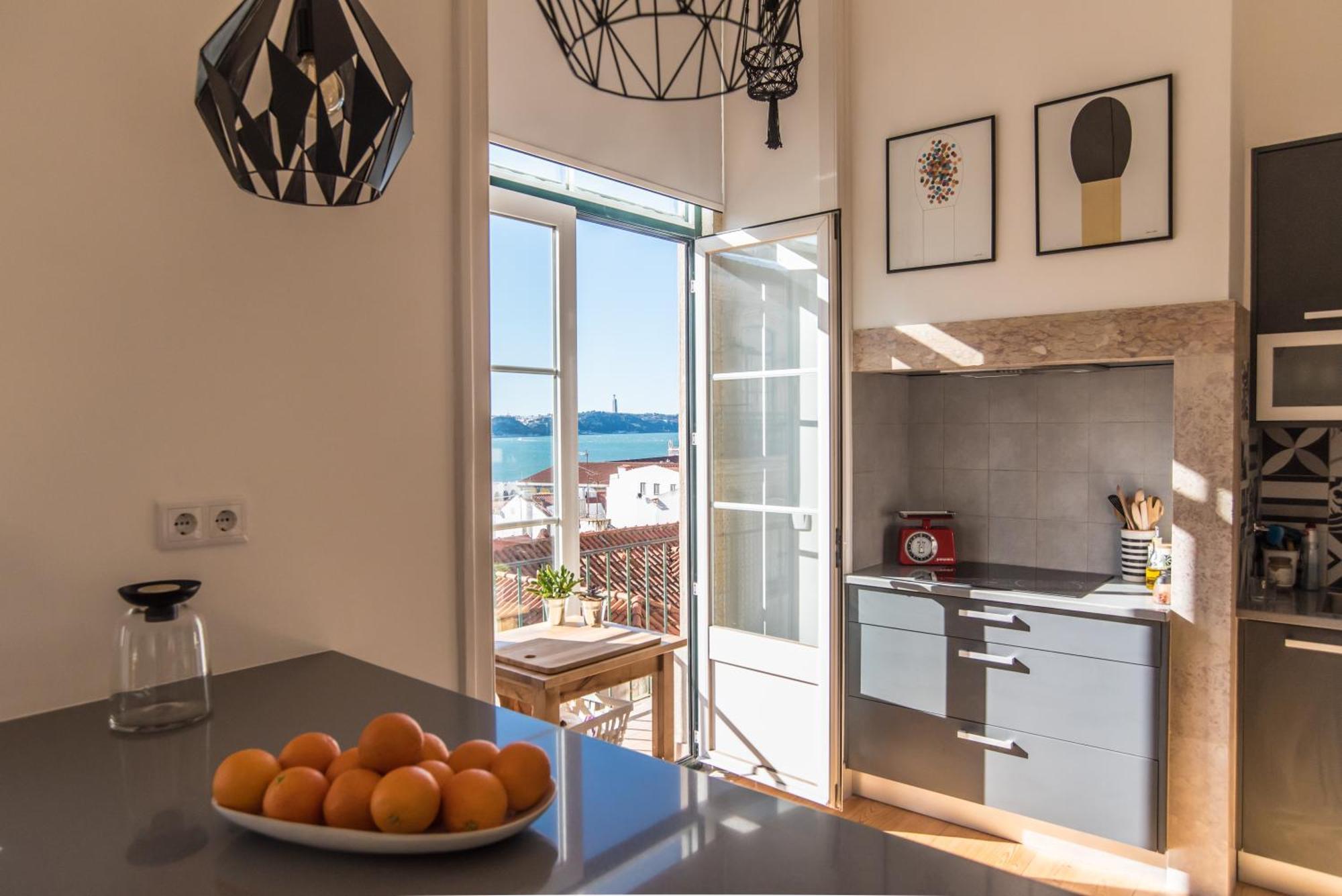 Appartement A With A View Alfama *