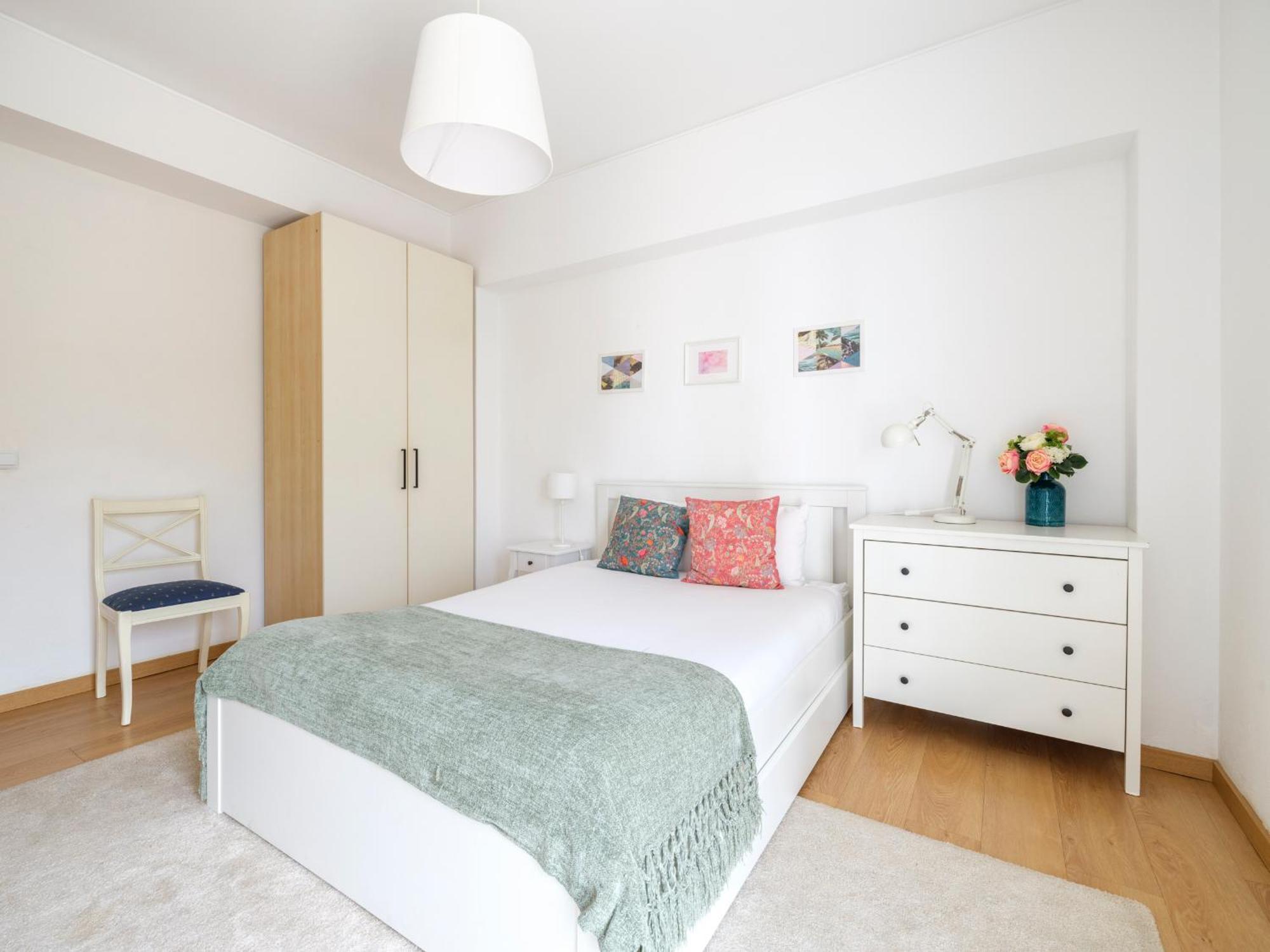 Olivais Spacious Near Airport Appartement