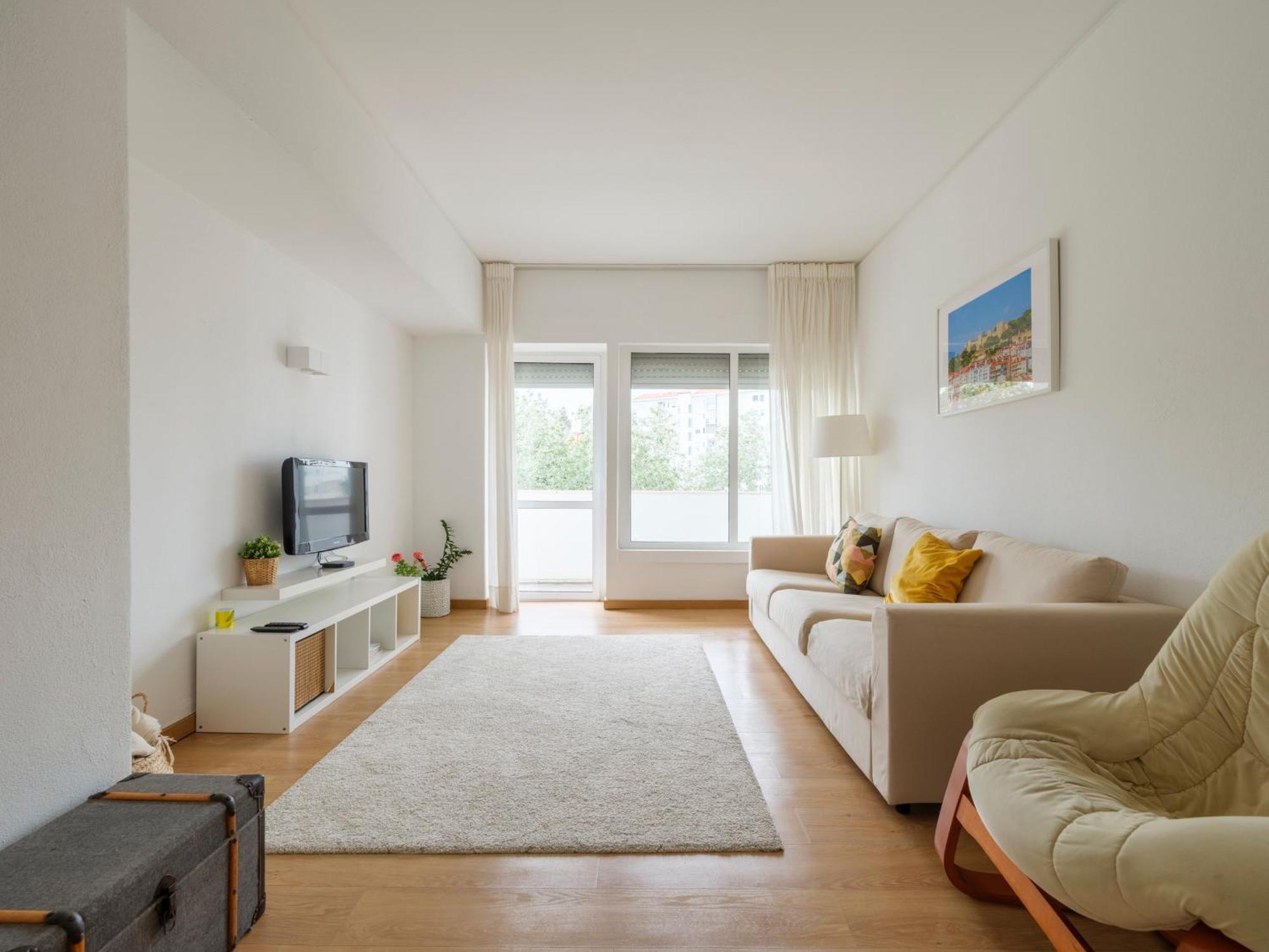 Olivais Spacious Near Airport Appartement