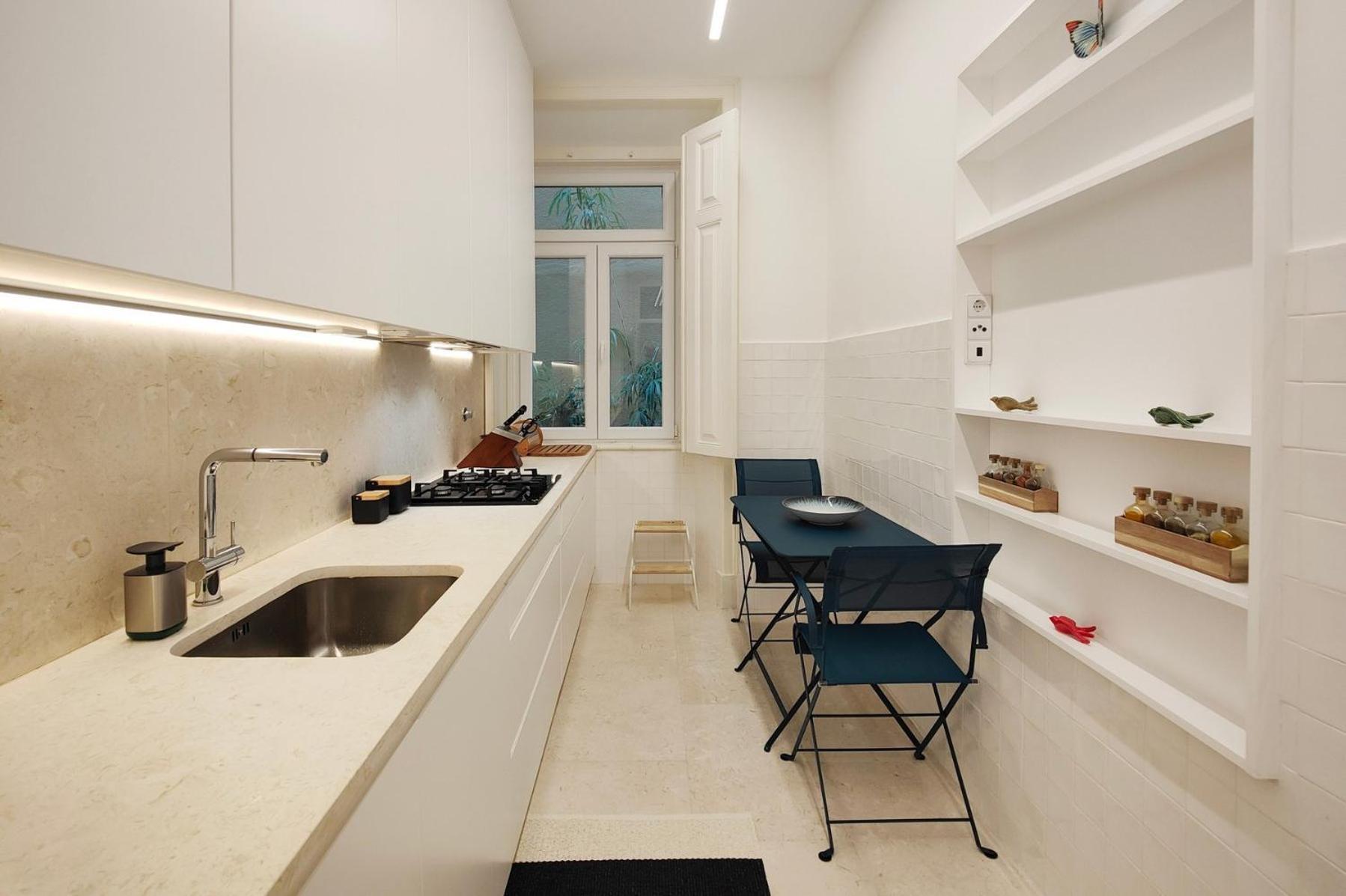 Joivy Astonishing Flat W Office Near Lisboa