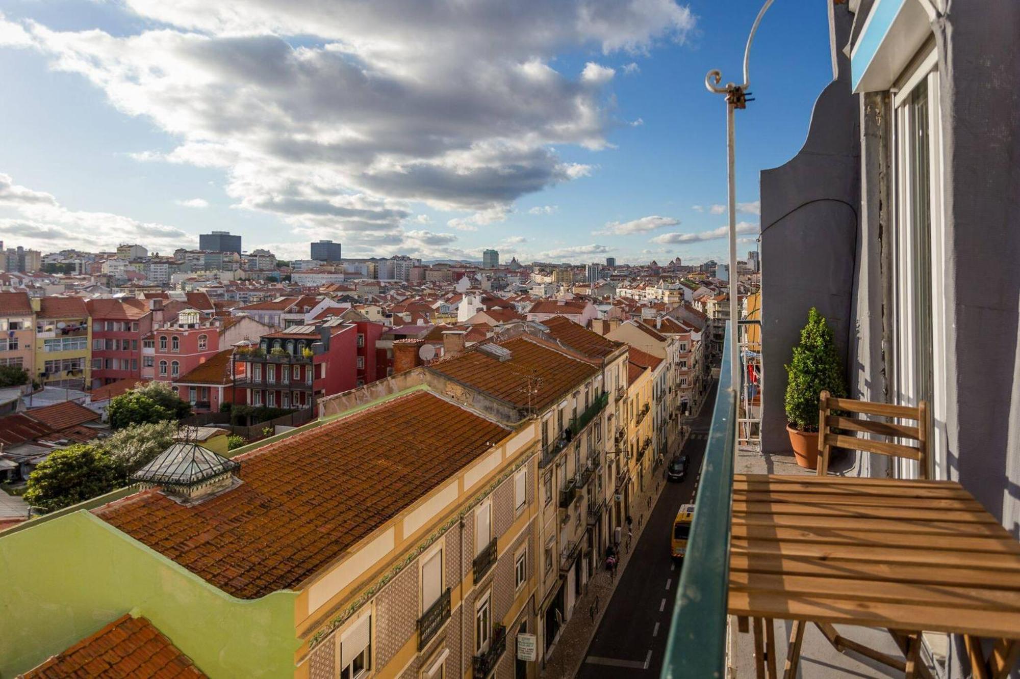 Charming Flat With 2 Bedrooms On Lisbon's 7th Hill Apartment Lissabon