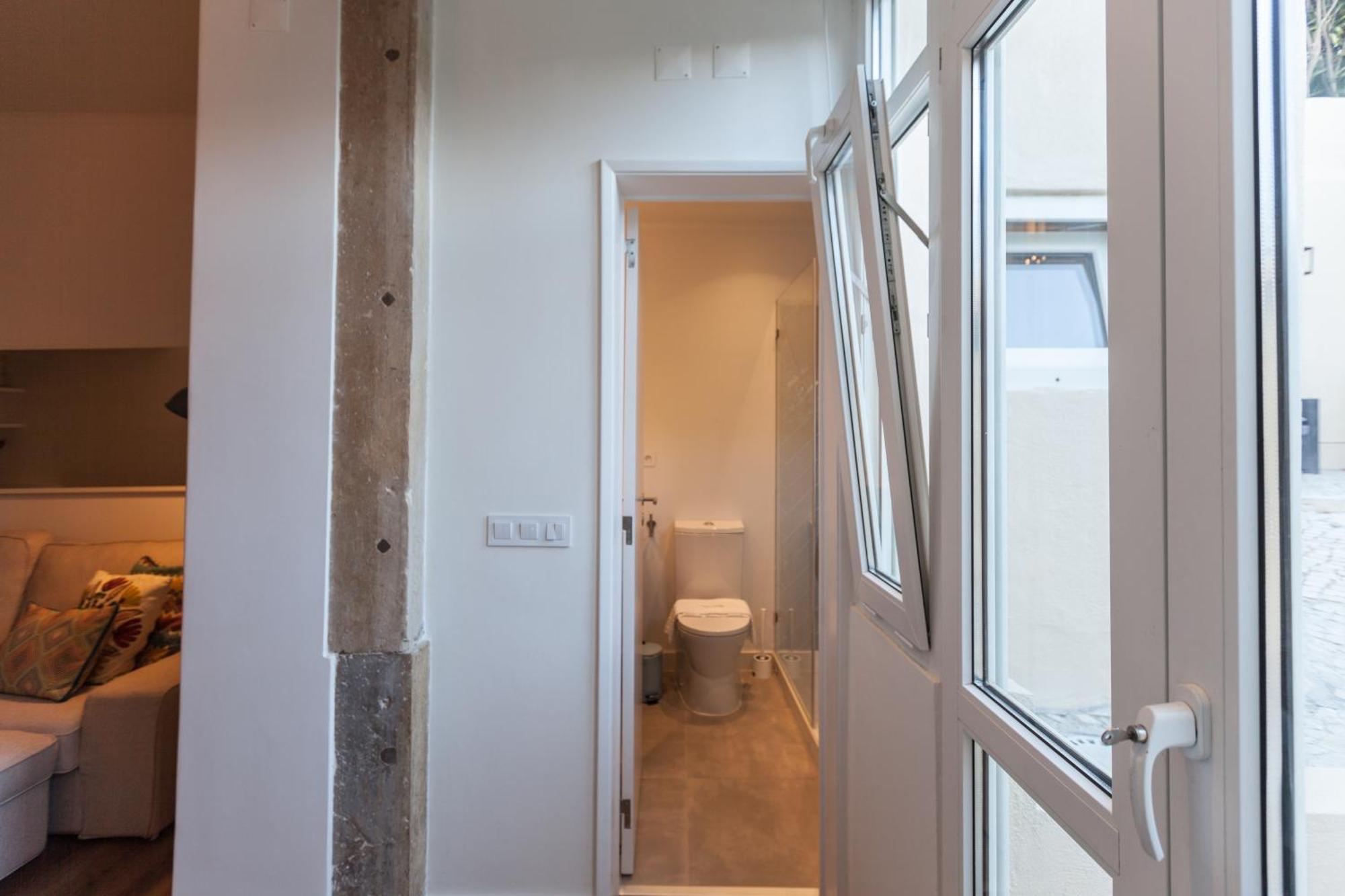 Apartment Flh Graca Charming Duplex With Small Pool Lissabon