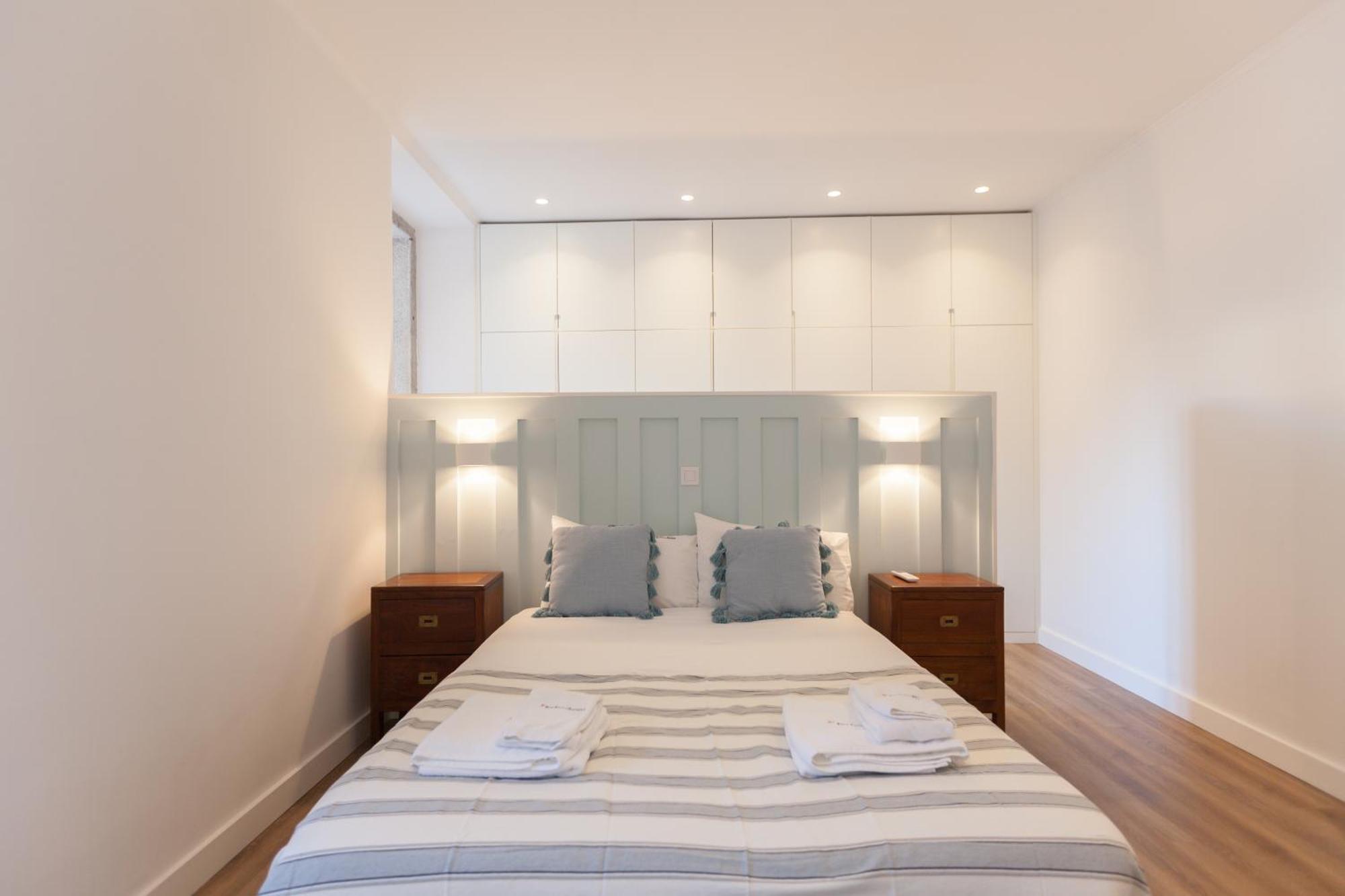 Flh Graca Charming Duplex With Small Pool Apartment *