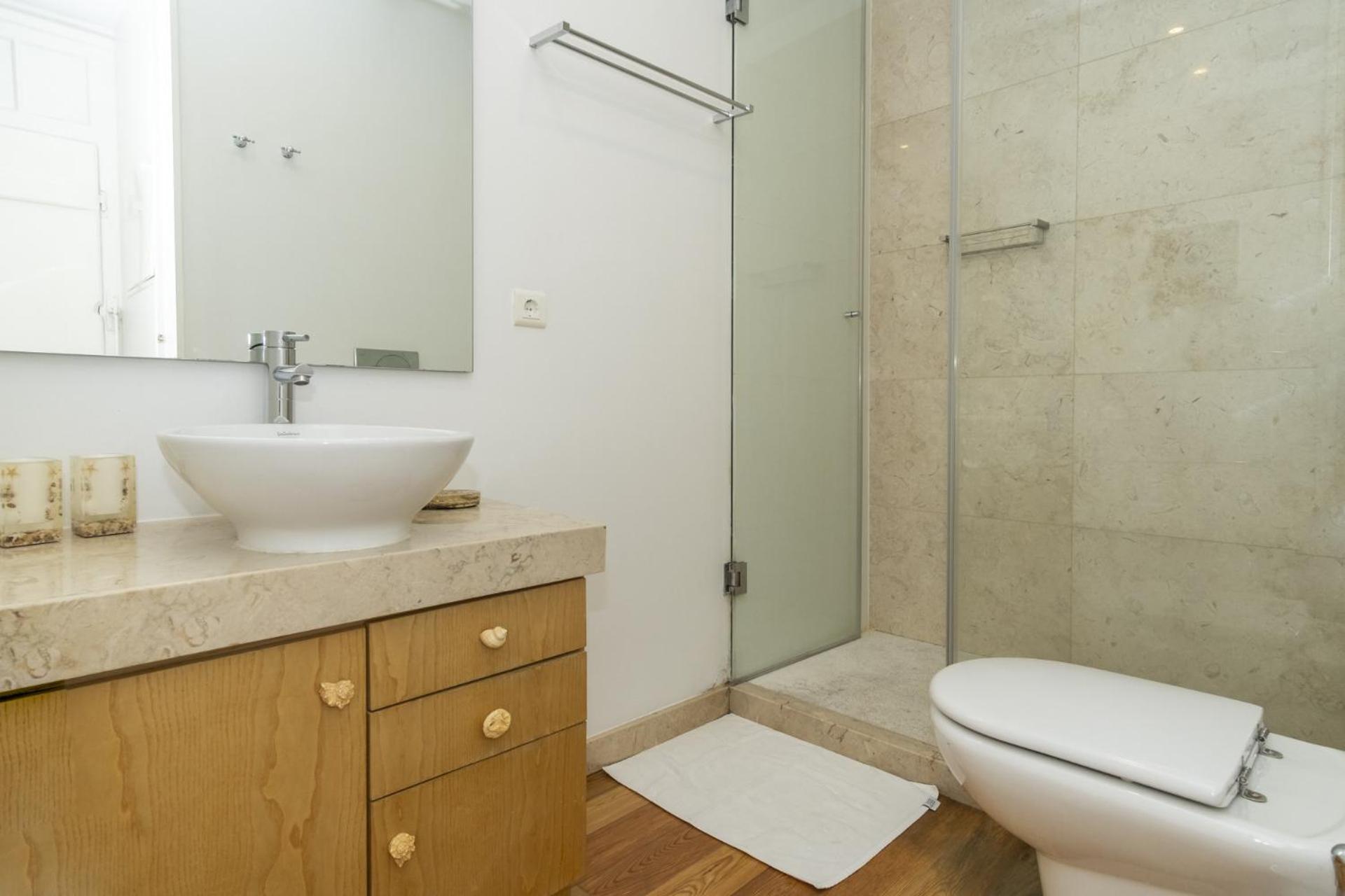 Duplex No Centro Historico De - Ttl321 Apartamento Lisboa