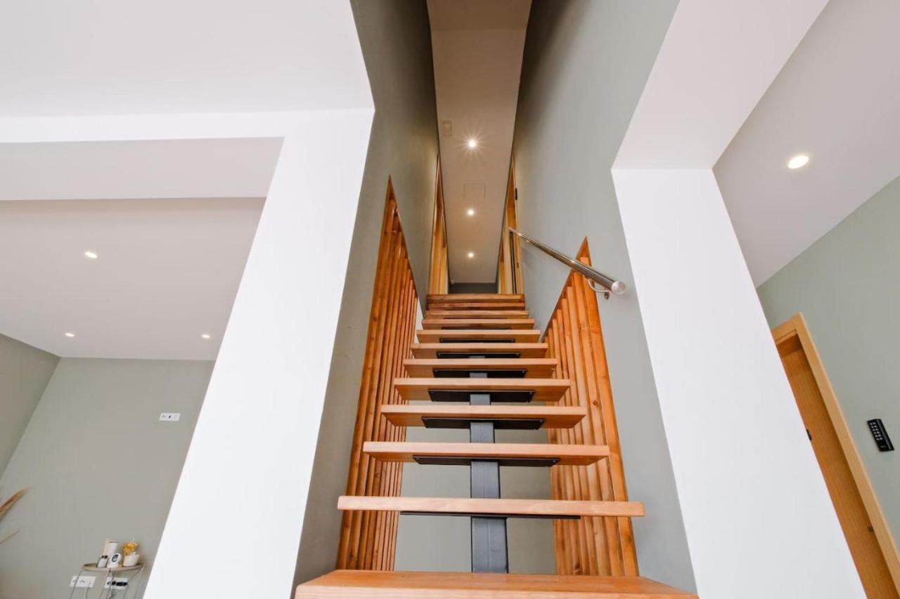 Lovely Fully Equipped Near Subway N12 Appartement Lisboa