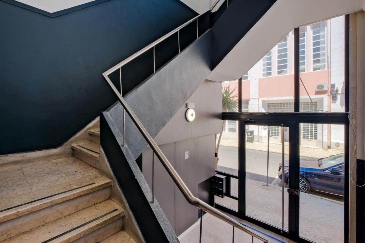 Lovely Fully Equipped Near Subway N12 Appartement