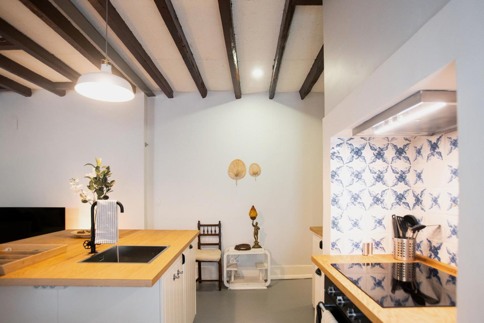 Appartement Charming 3-bedroom Retreat In The Heart Of