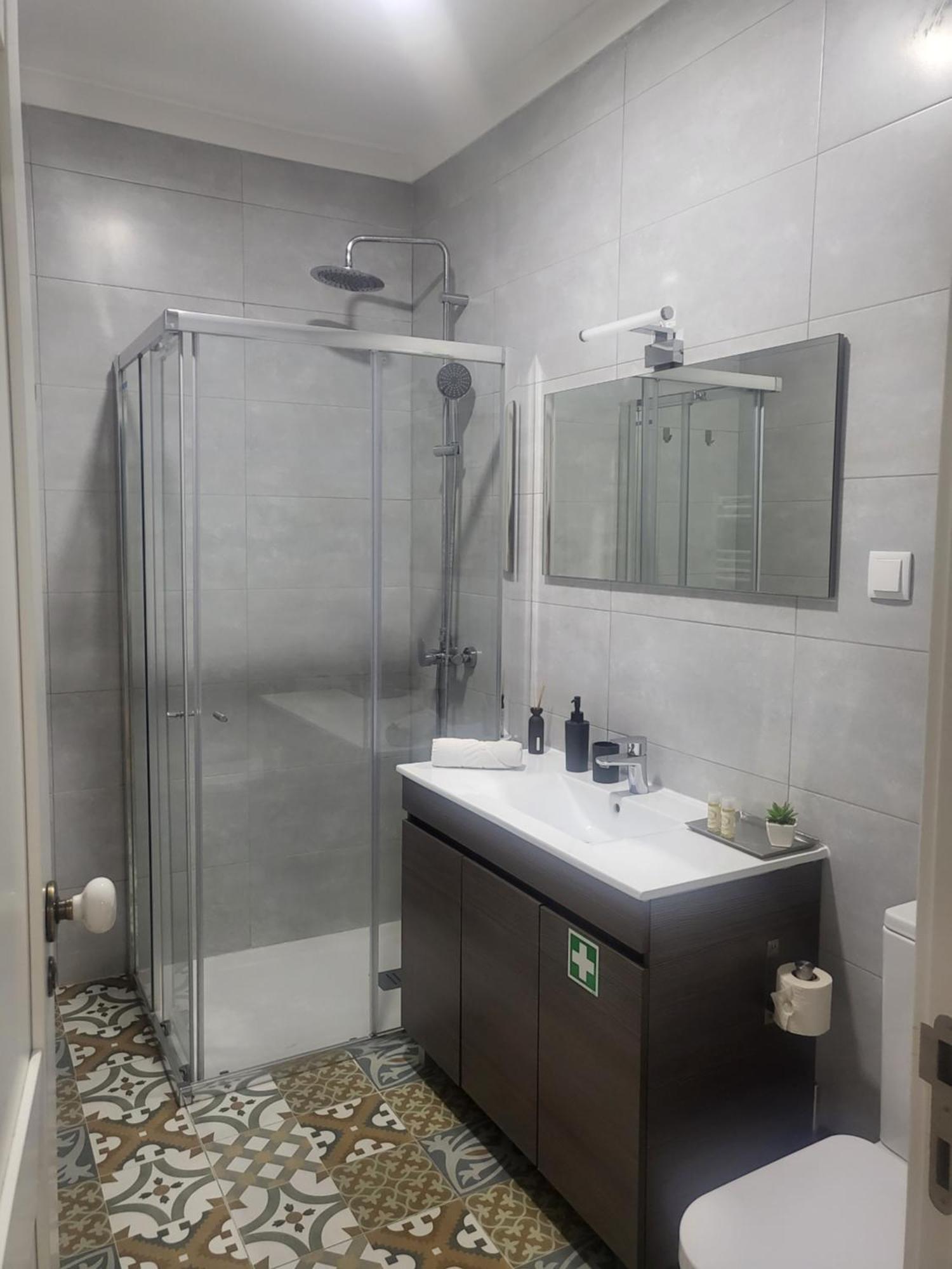 Alfama Services Apartamento