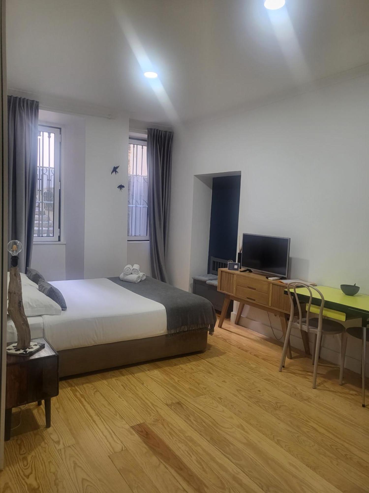 Alfama Services Apartamento *