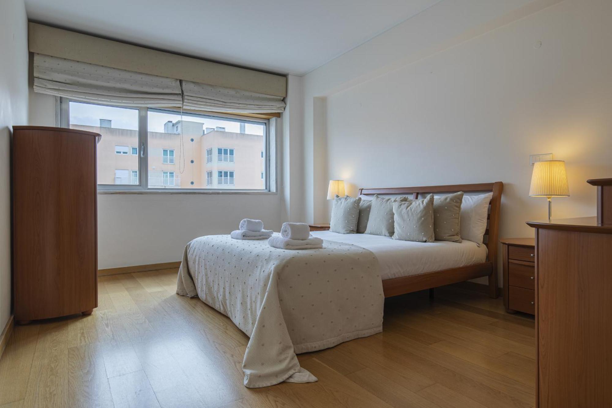 2 Bedroom Large By Innkeeper Apartment Lisbon