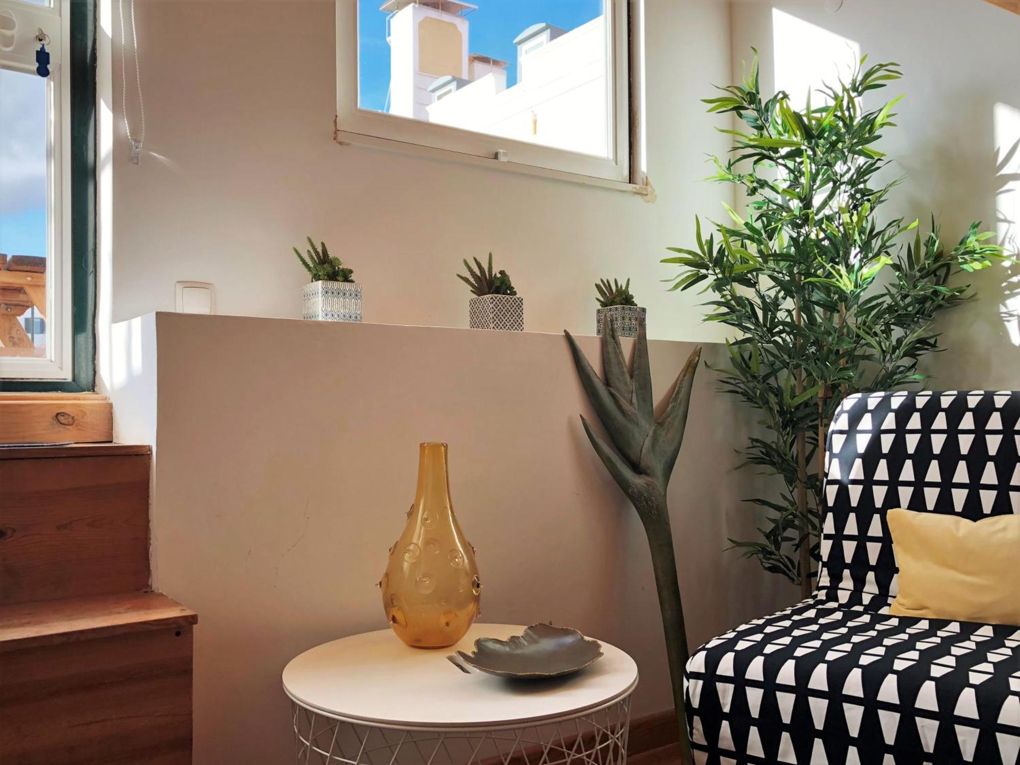 Appartement Sm3 Now With New Ac Rootop Terrace Bright And Cozy Pr Real Br Alto Lissabon