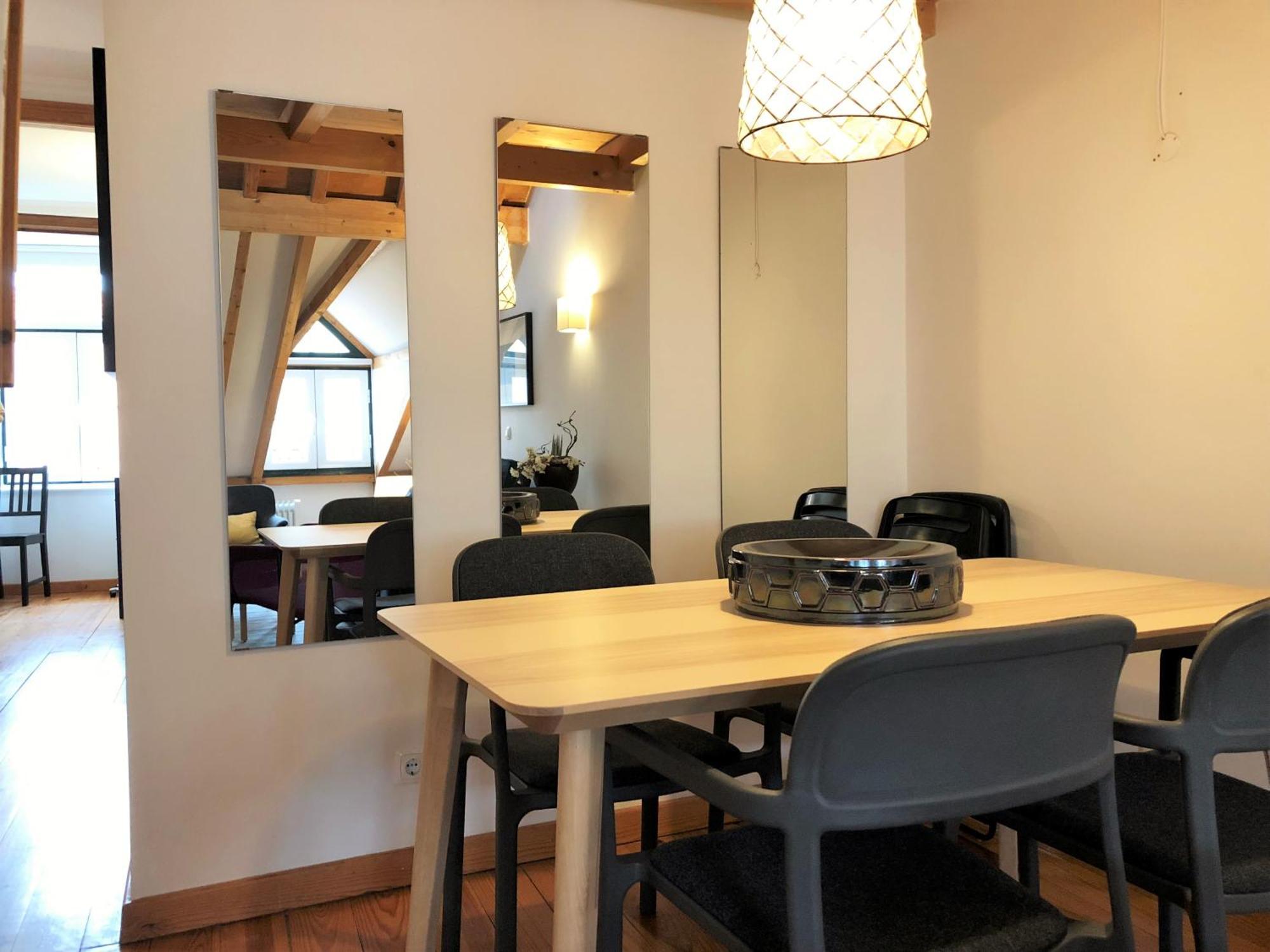 Sm3 Now With New Ac Rootop Terrace Bright And Cozy Pr Real Br Alto * Lissabon