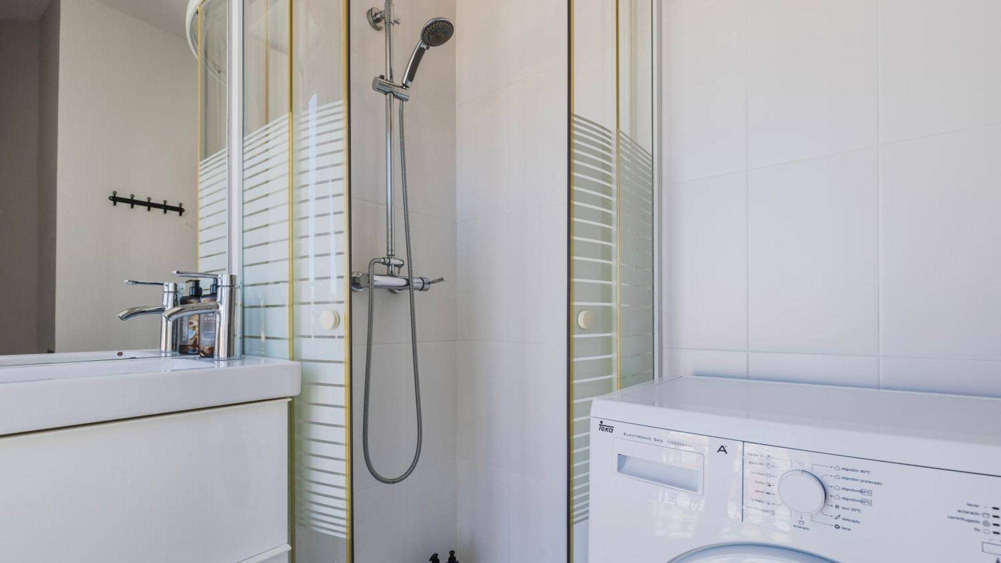 Classic Topfloor By Lovelystay * Lisboa