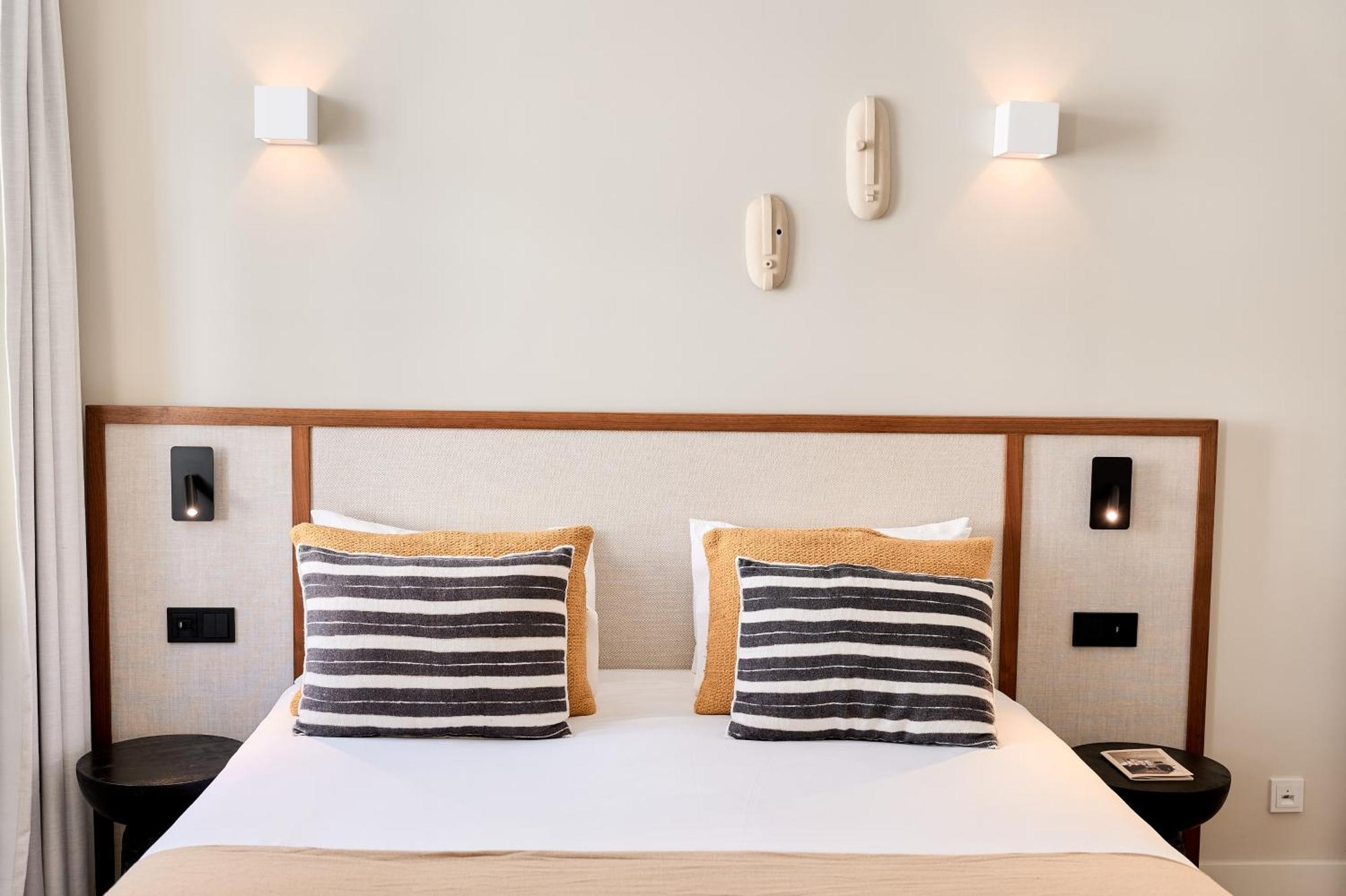 Ando Living - Augusta House