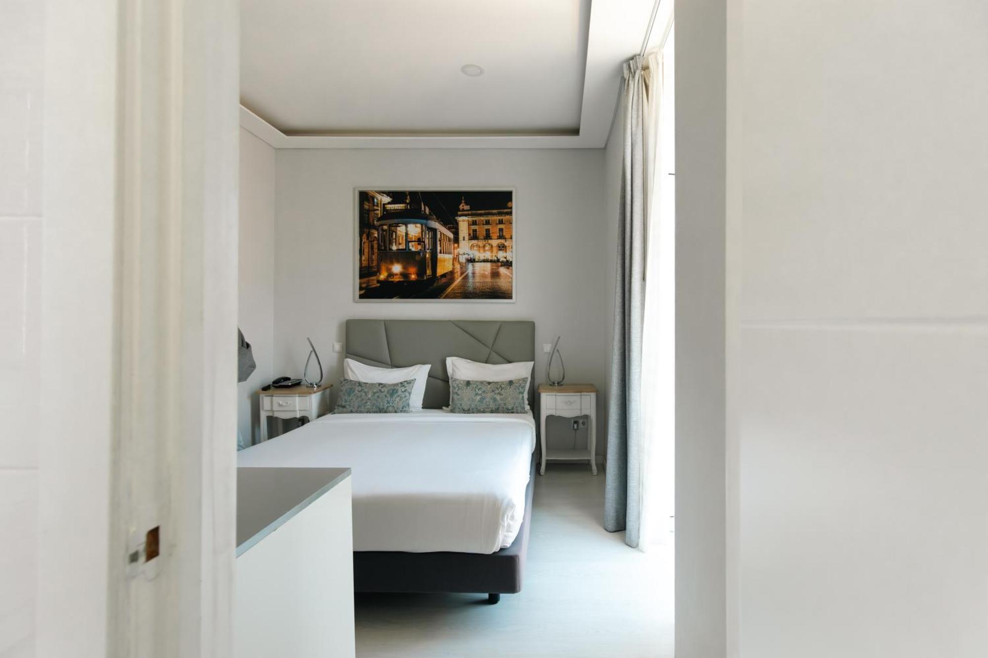 Grande Pensao Residencial Alcobia *