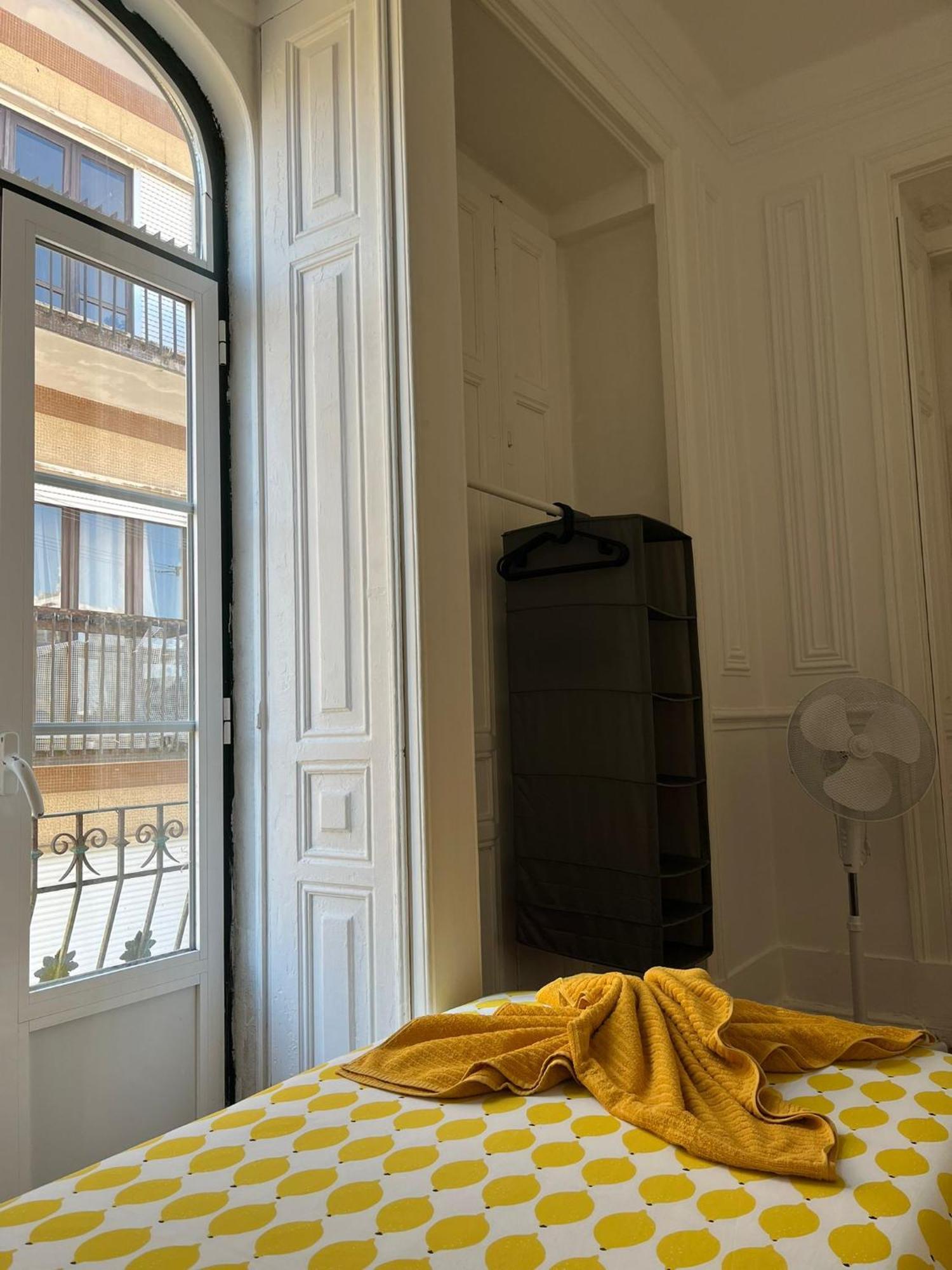 Quarto em Acomodações Particulares Garden Campo De Ourique - *