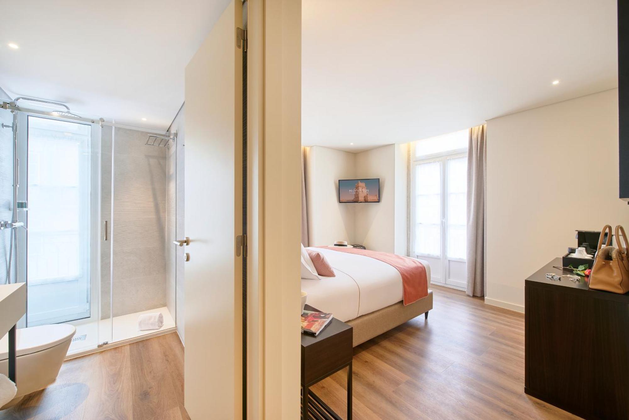 Hotel Moon & Sun 4*