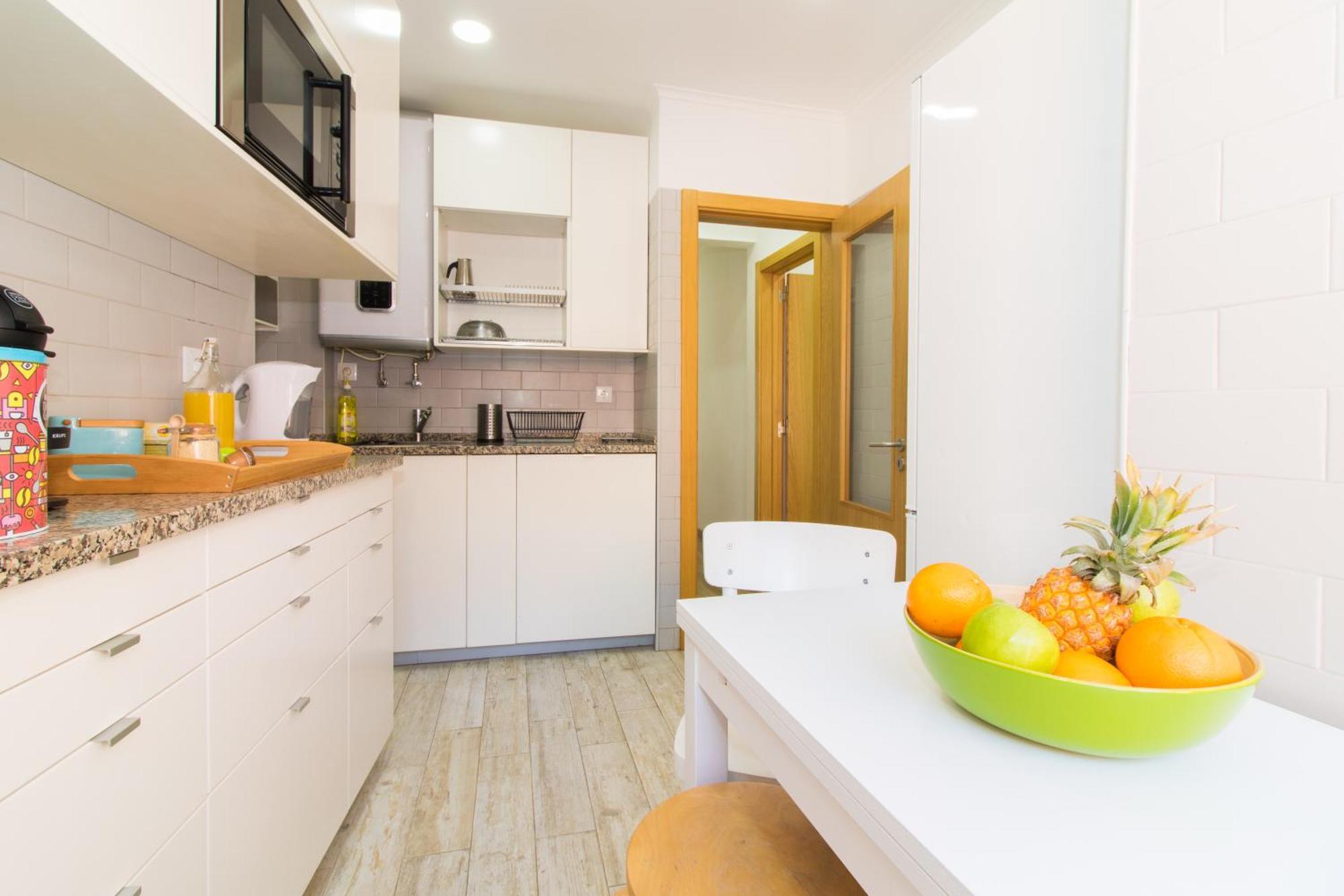In Historic Neighbourhood, Walk Everywhere! Appartement Lissabon