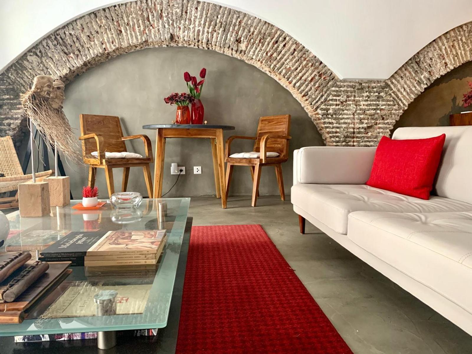 Old Stables Chiado - 2 Bedroom In The Heart Of Appartement Lisboa