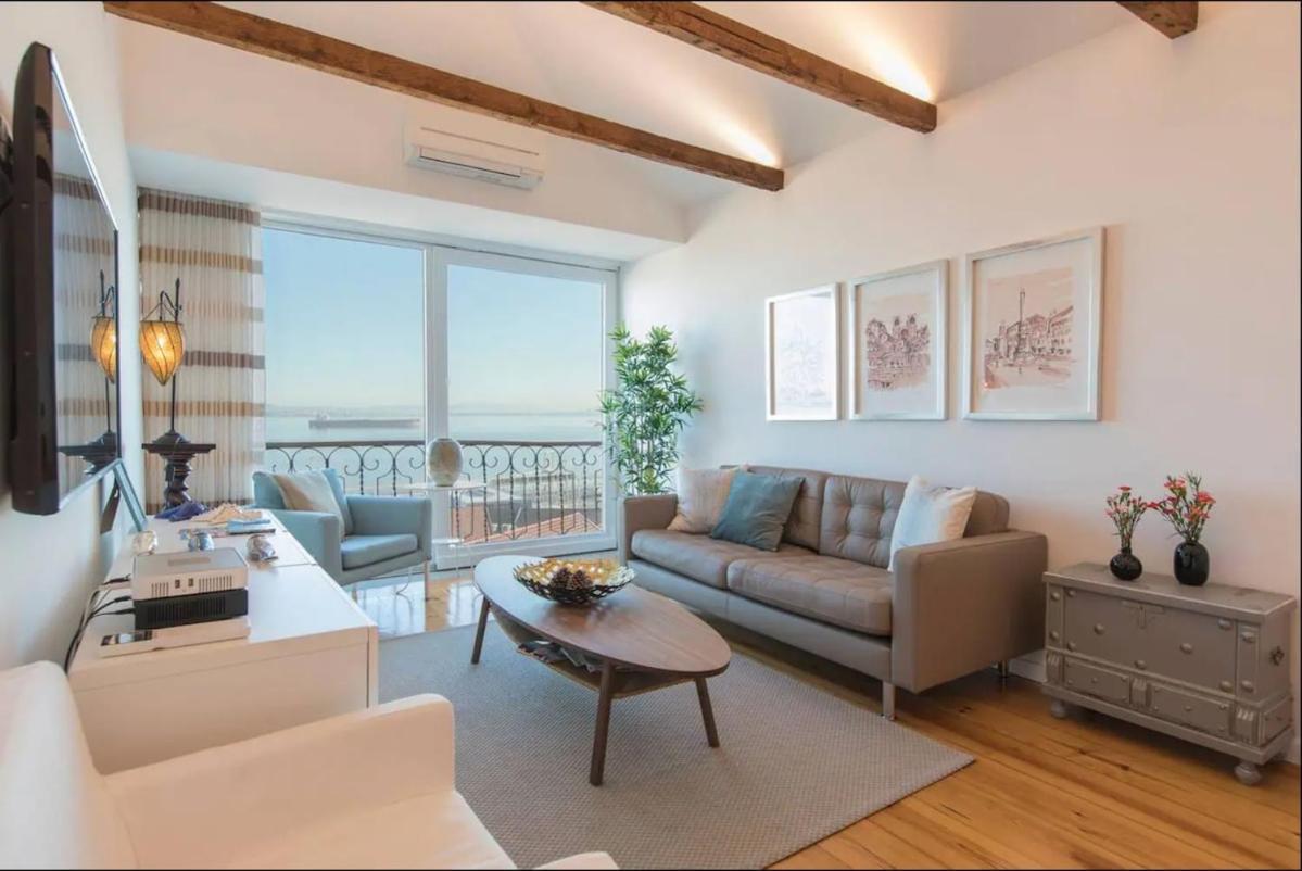 Alfama River View Appartement