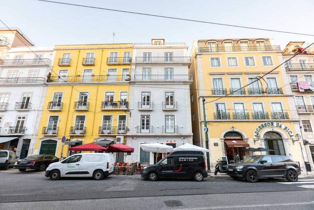 Bica Contemporary Historic 2 Bedroom Appartement