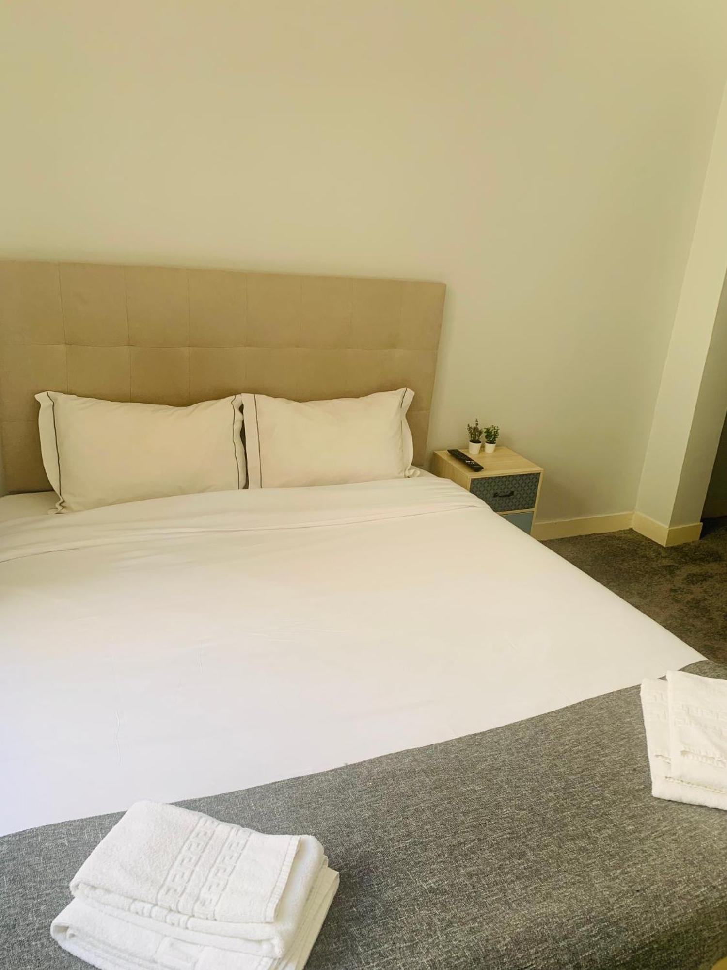 Homestay Sb Family Host Lisbon