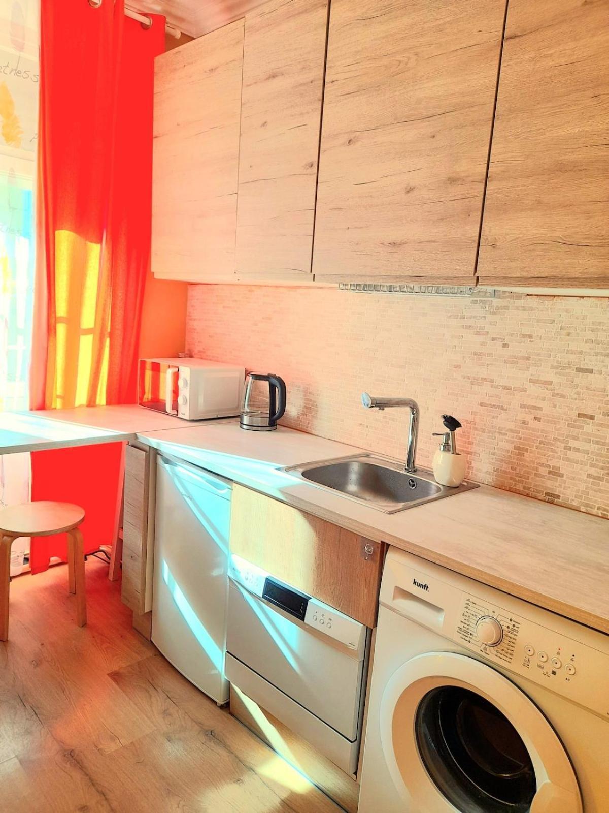 Metro Arroios Appartement