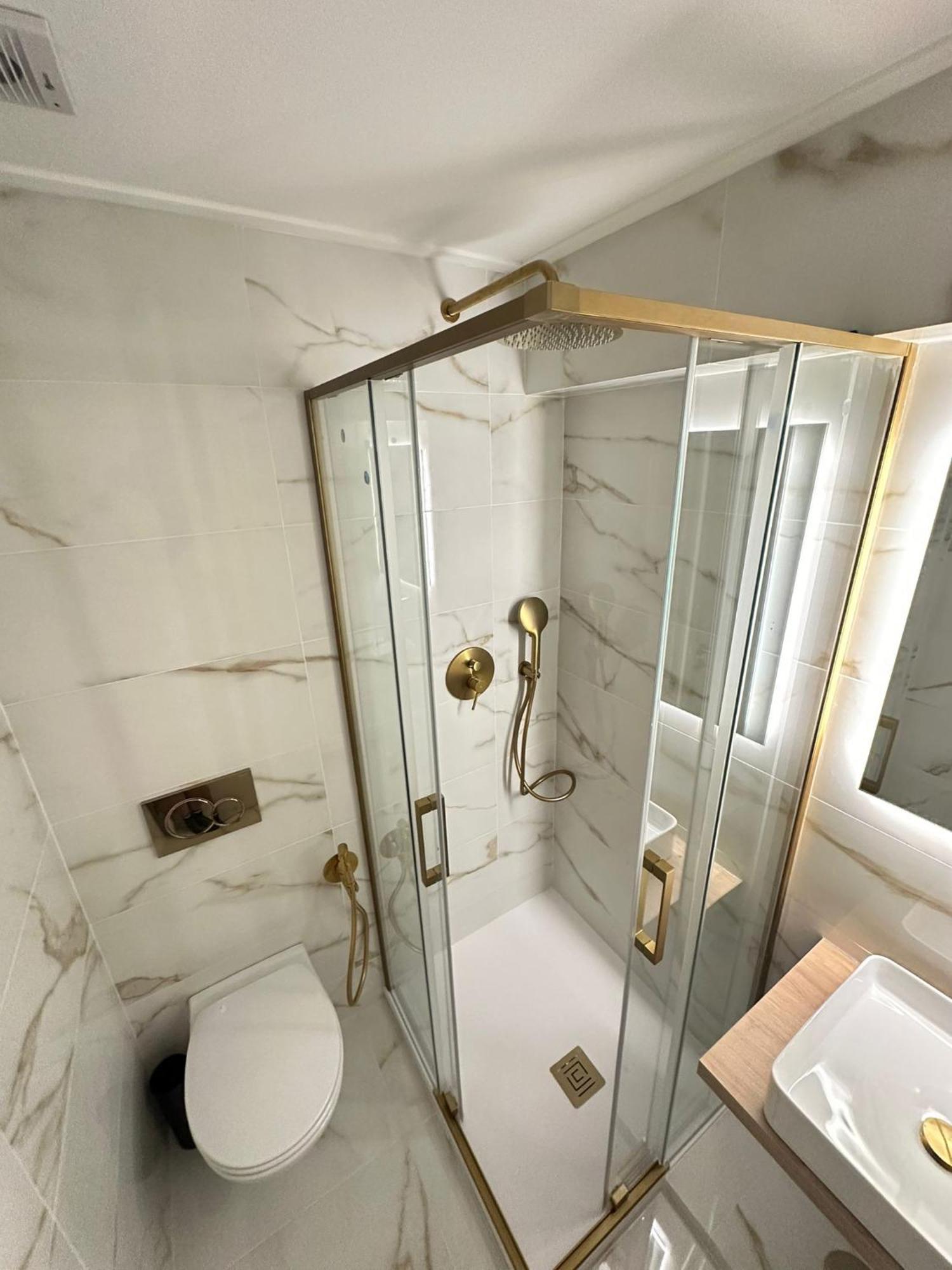 Airport Appartement *