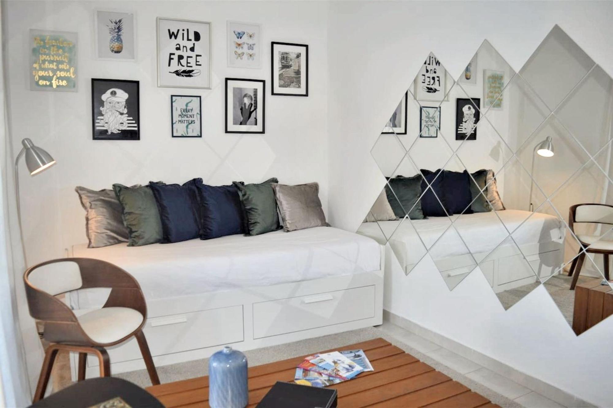 Comfortable With Balcony And Sea View In 50 M² Lissabon