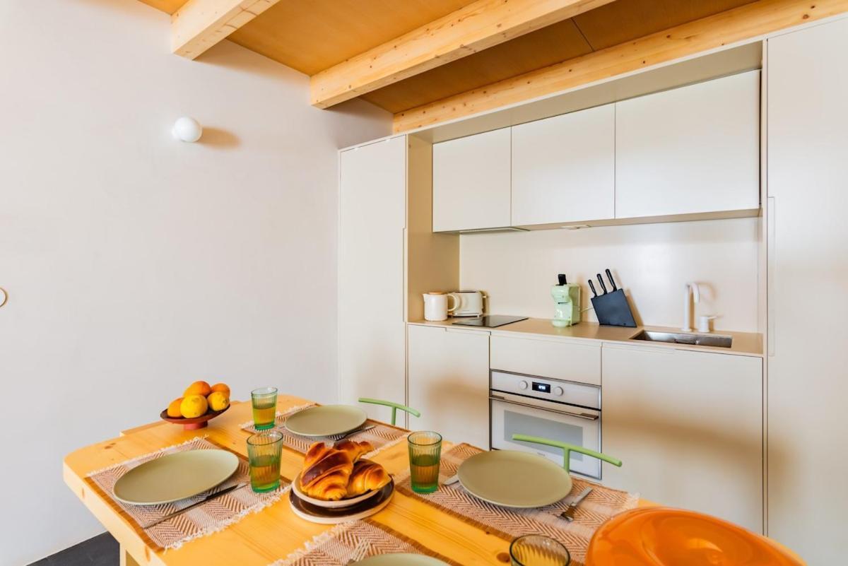Urban Pop Loft At Alfama * Lisbon