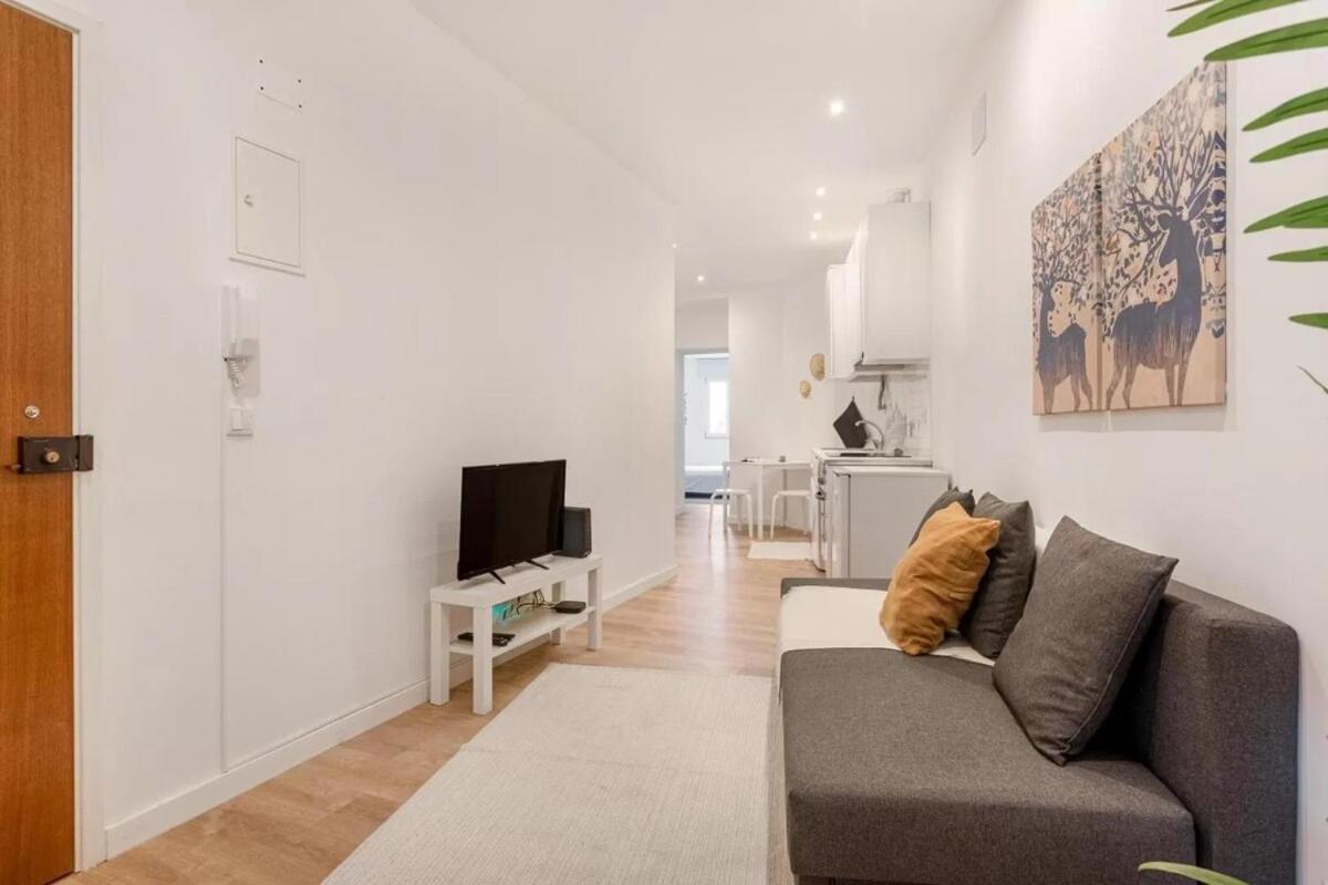 Ground Floor 2 Bedroom With Pool Appartement