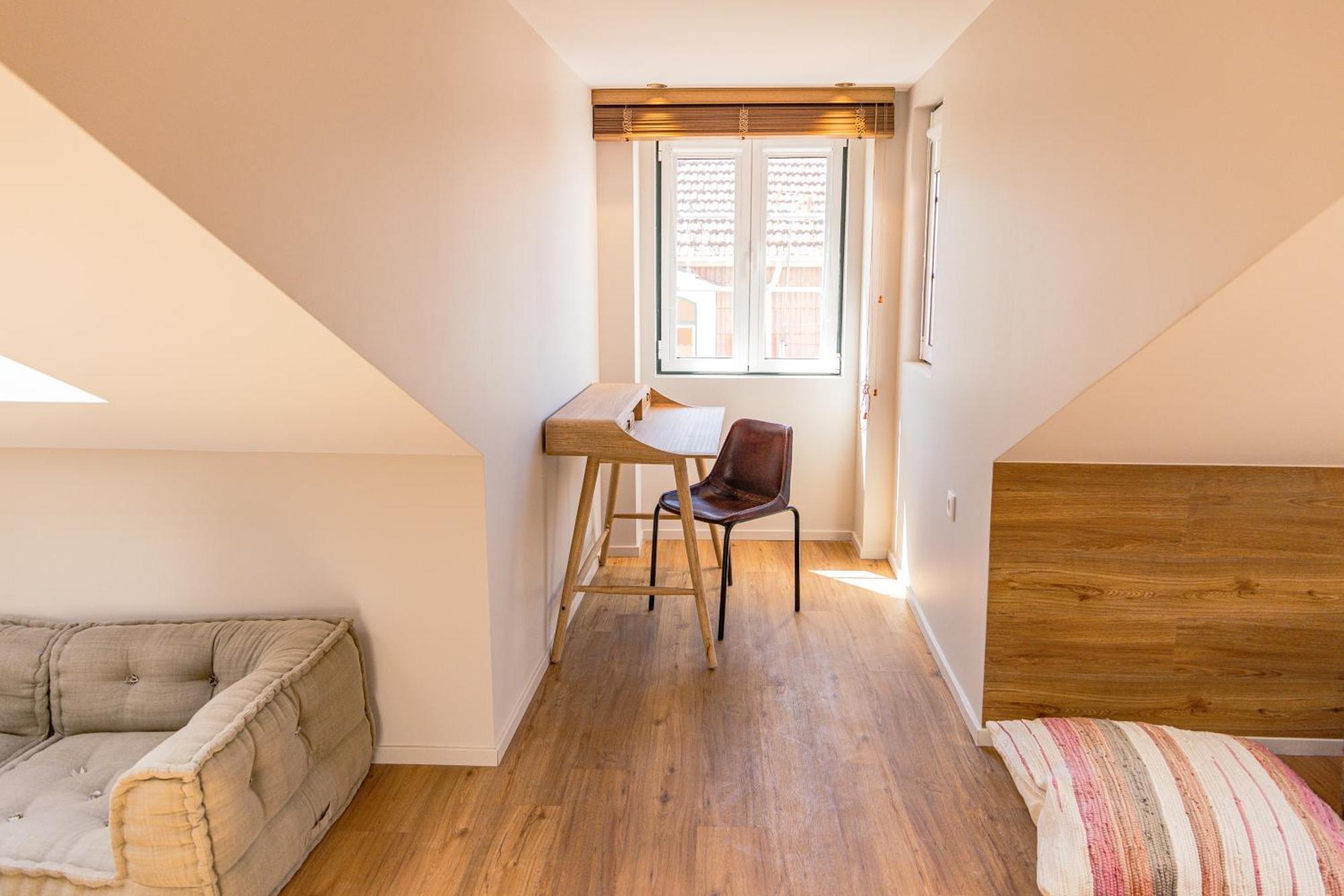 Apartamento Center History 106 Letters