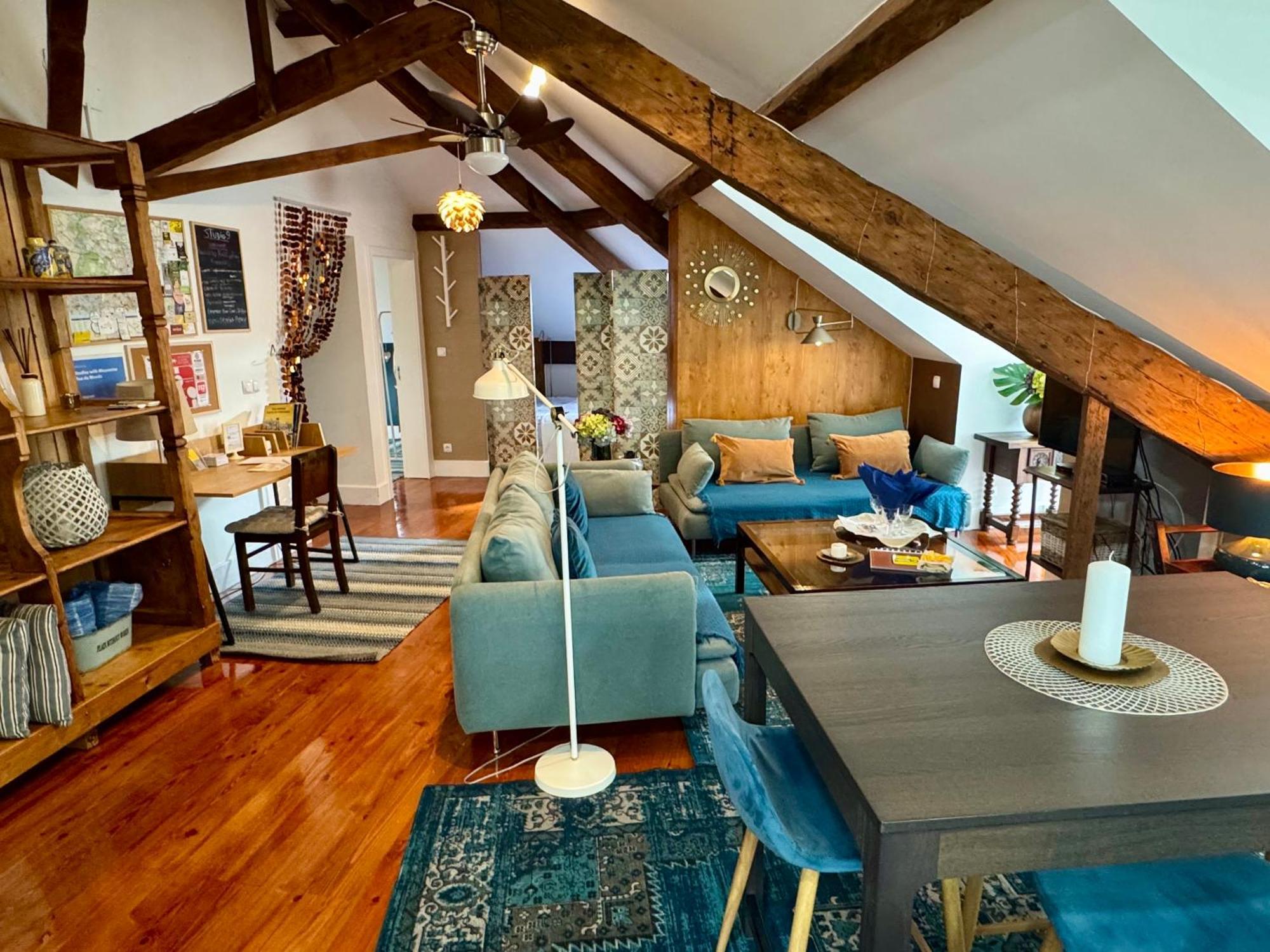 Apartment With Mezzanine Rua Da Moeda *