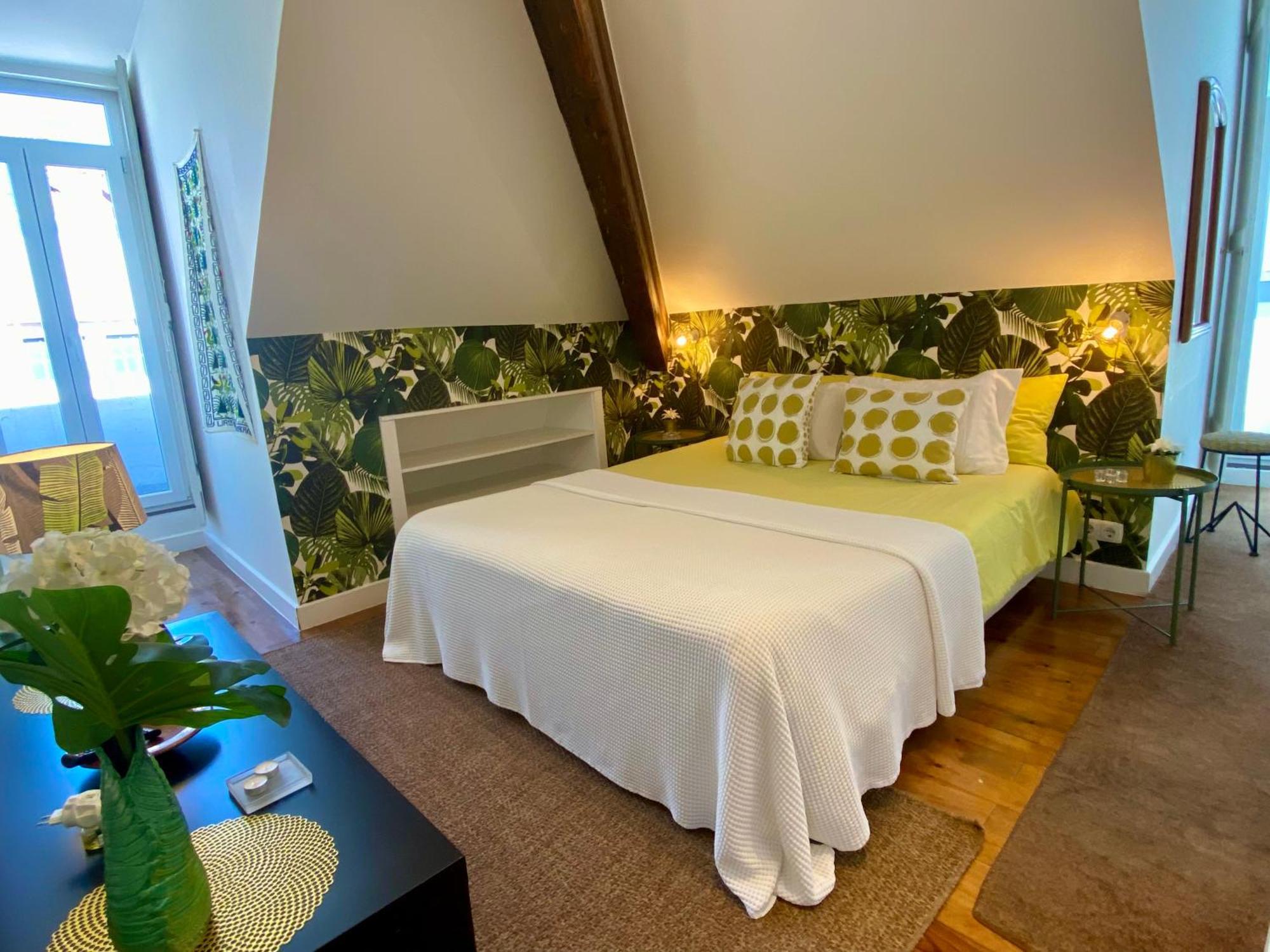 Apartment With Mezzanine Rua Da Moeda Lissabon