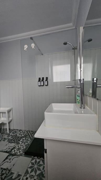 Solo Grande Con Balcon Quarto em Acomodações Particulares