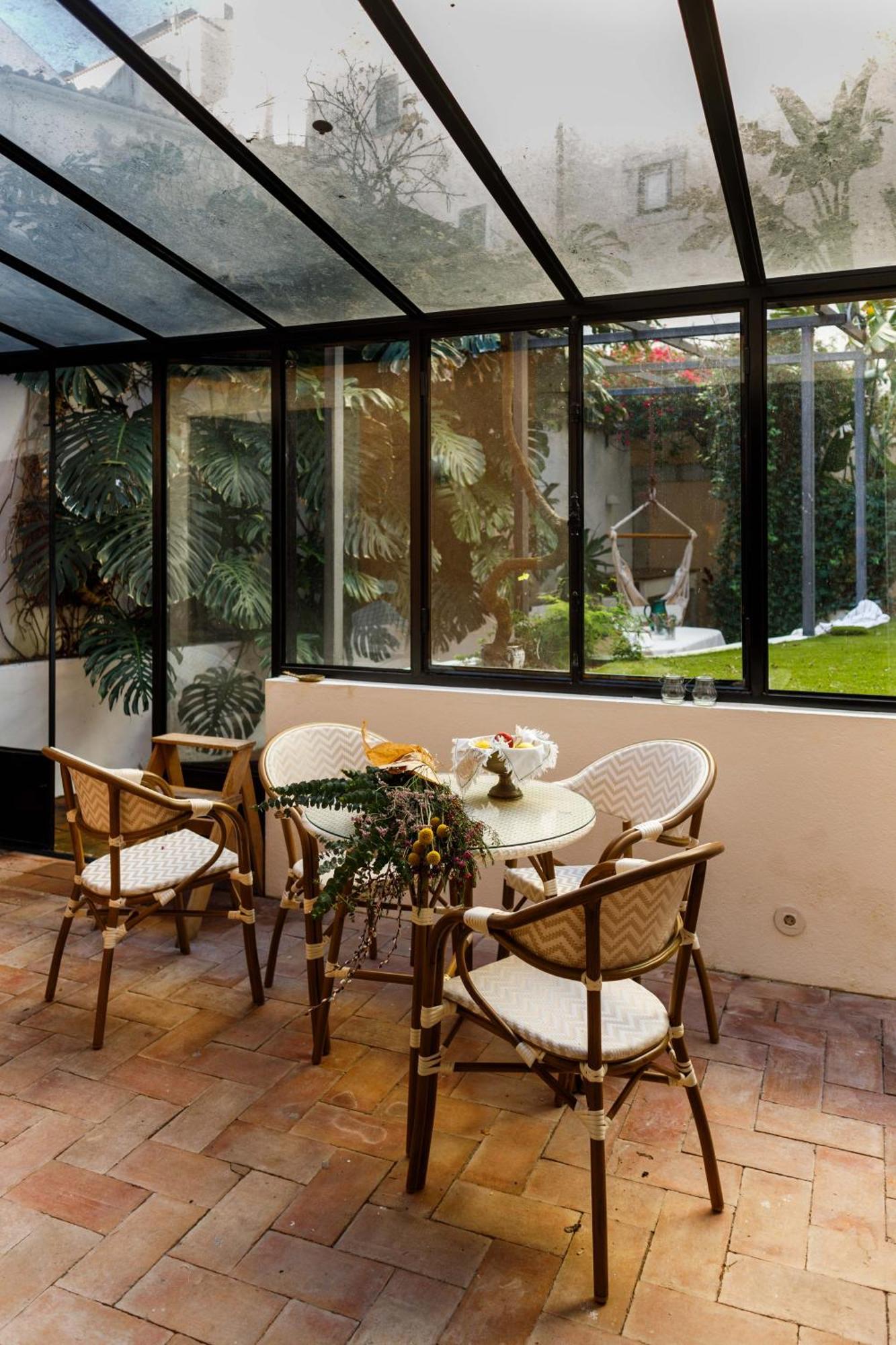 Appartement Pool & Garden In The Heart Of *