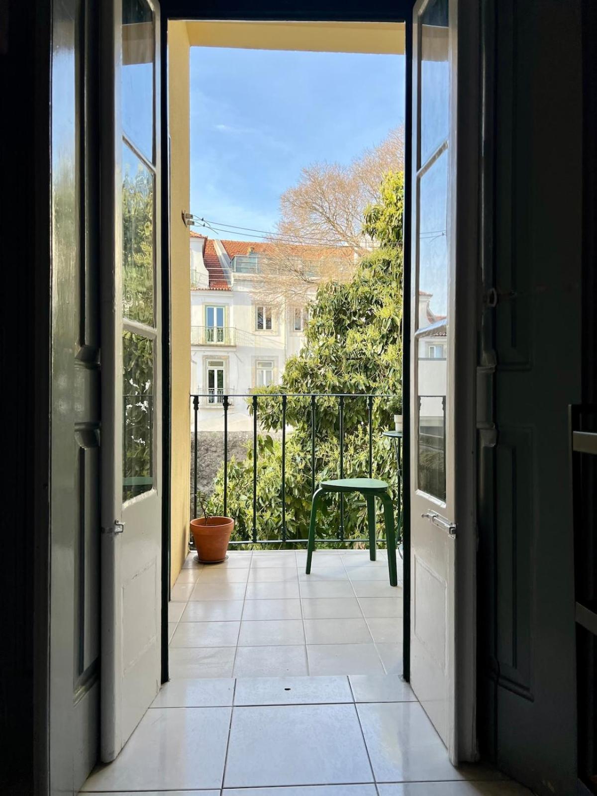 3 Bedroom With Balcony Appartement *