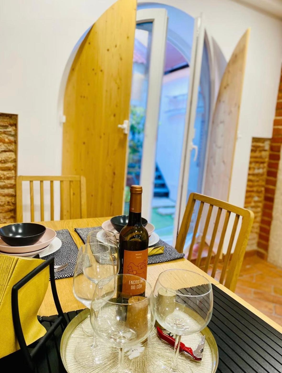 Appartement Homey Haven With A Rustic Charm Lisboa