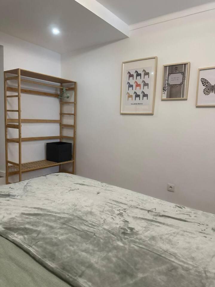 Stylish Renovated In Chiado Appartement Lisboa